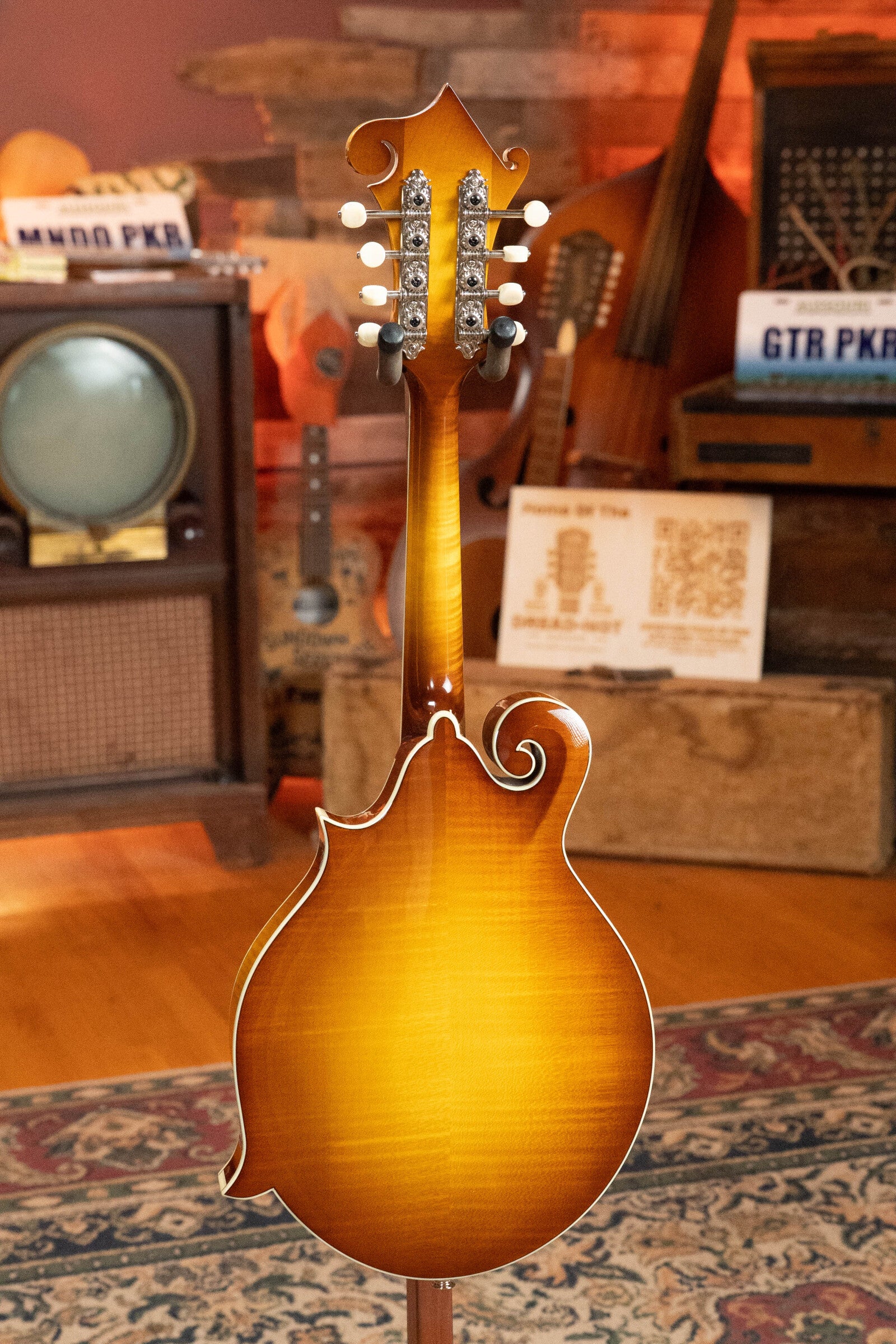 Eastman MD615-GB Goldburst F-Style Mandolin w/K&K Pickup #0597
