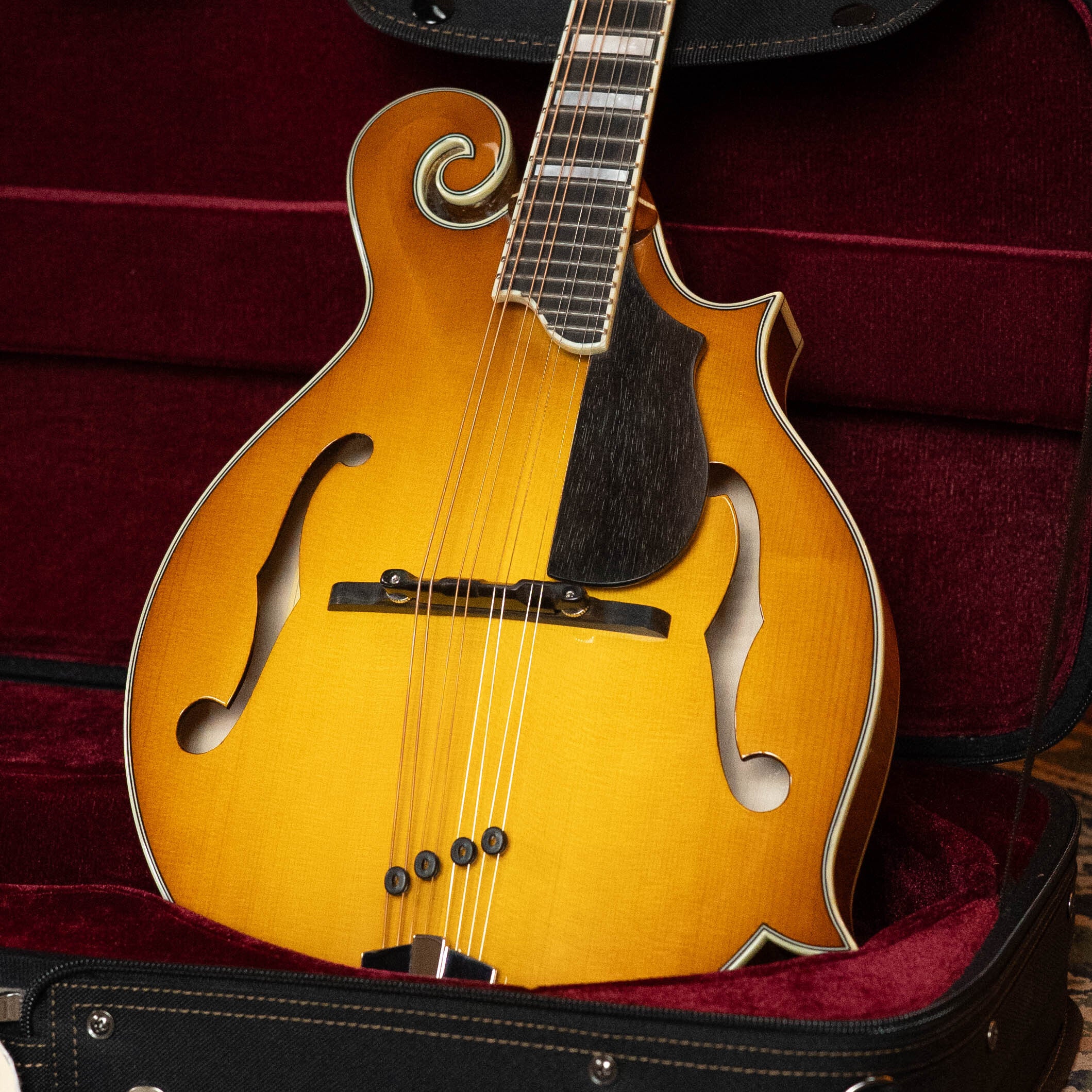 Eastman MD615-GB Goldburst F-Style Mandolin w/K&K Pickup #3217