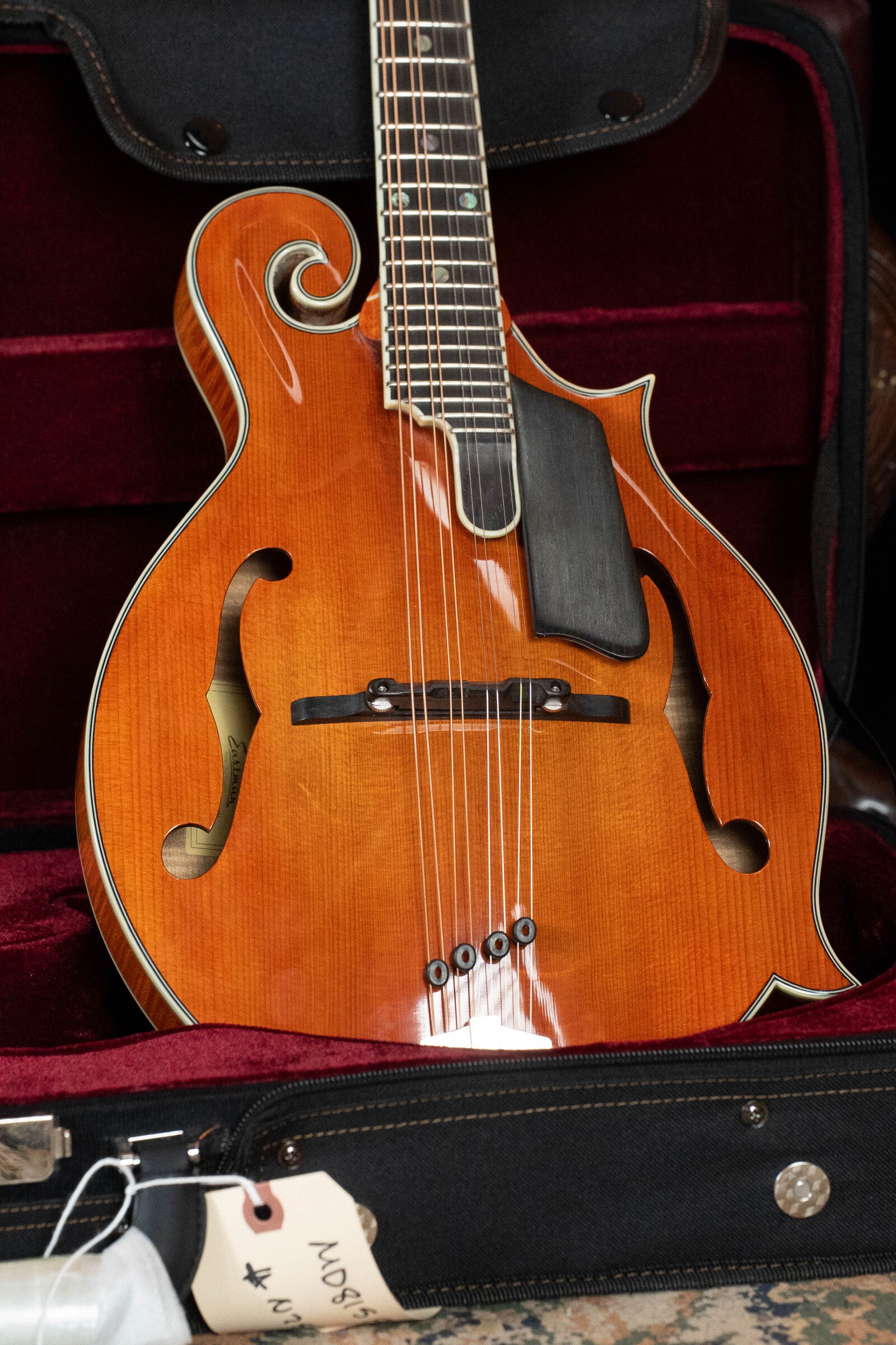 Eastman MD815PGE-HB F-Style Honeyburst Mandolin w/ K&K Pickup #3135