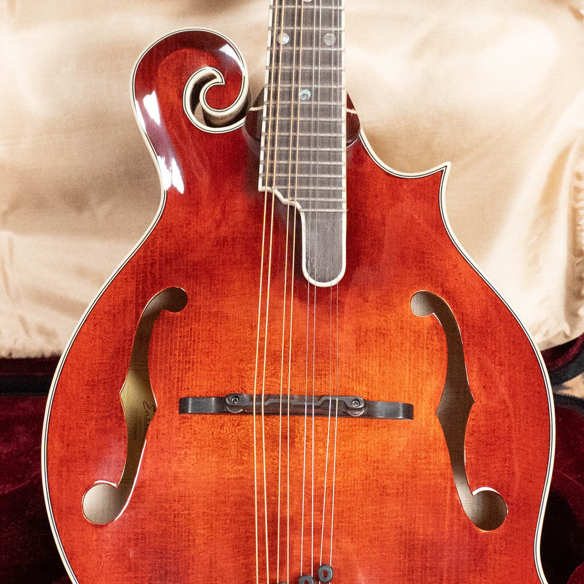 Eastman MD815 Adirondack Spruce/Flamed Maple F-Style Mandolin #1802