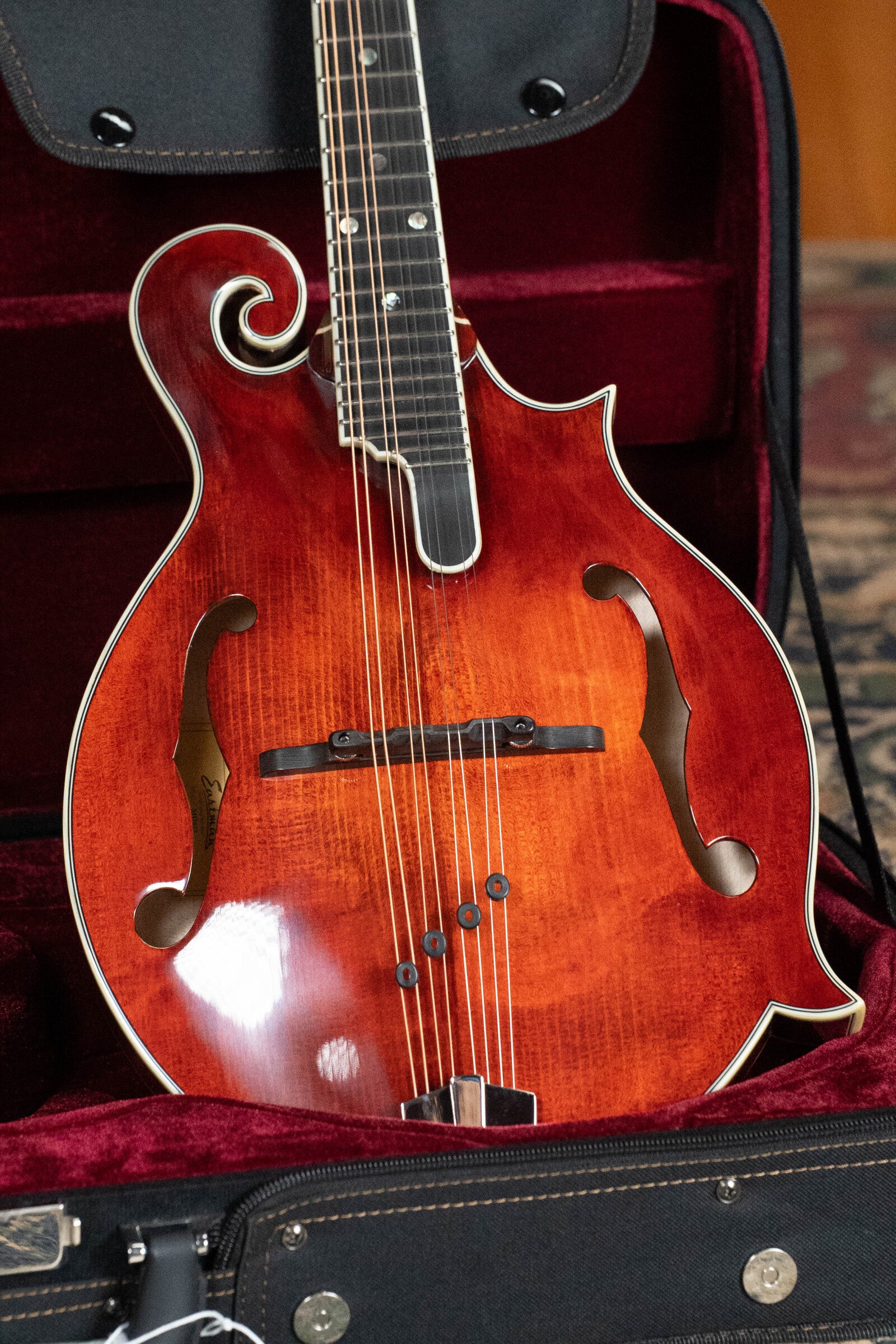 Eastman MD815 Adirondack Spruce/Flamed Maple F-Style Mandolin #2253