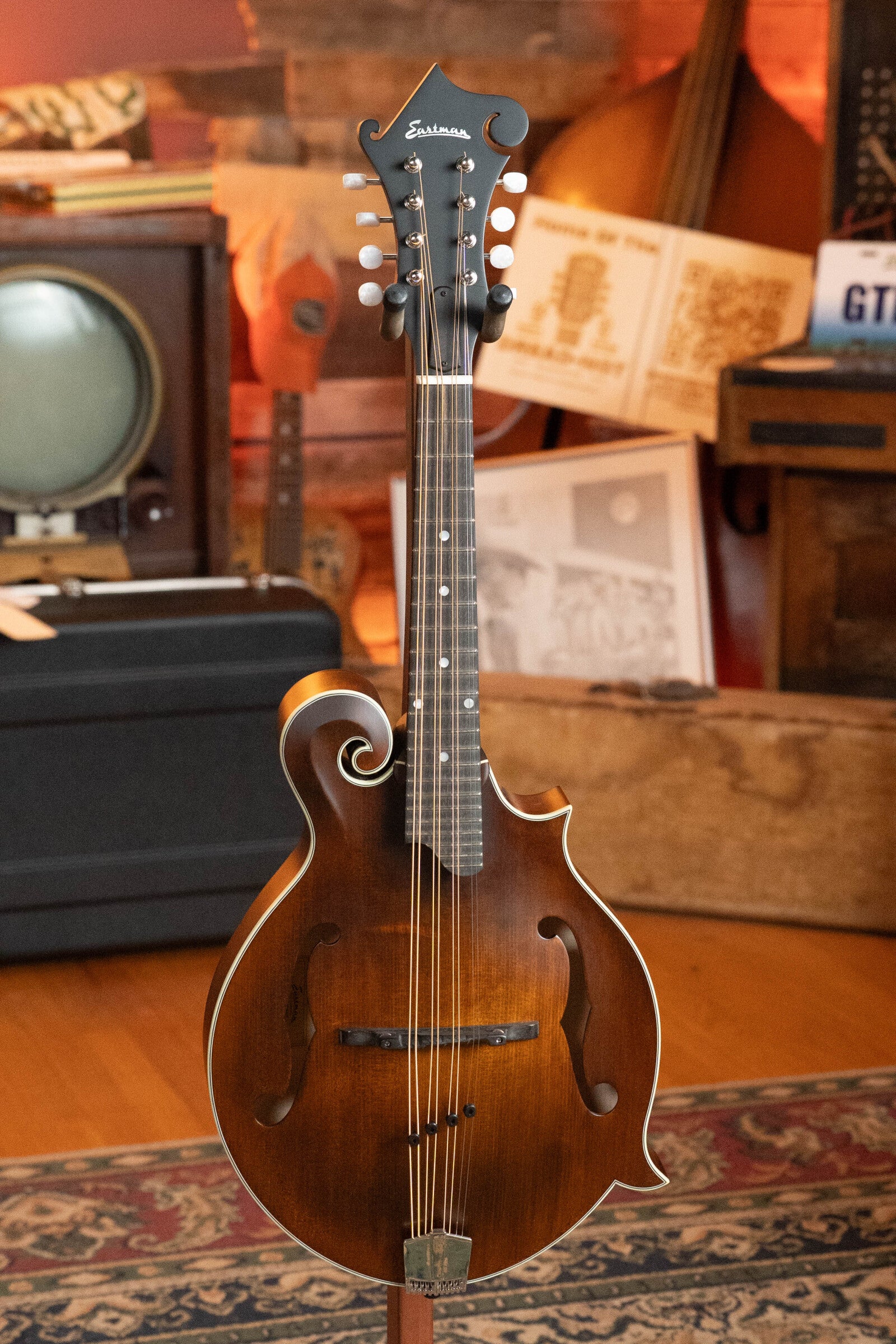 Eastman MDA315 Spruce/Highly Flamed Maple Classic Finish Mandola #2349