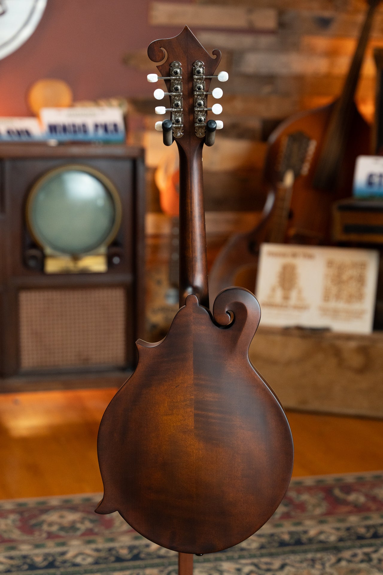 Eastman MDA315 Spruce/Highly Flamed Maple Classic Finish Mandola #5437