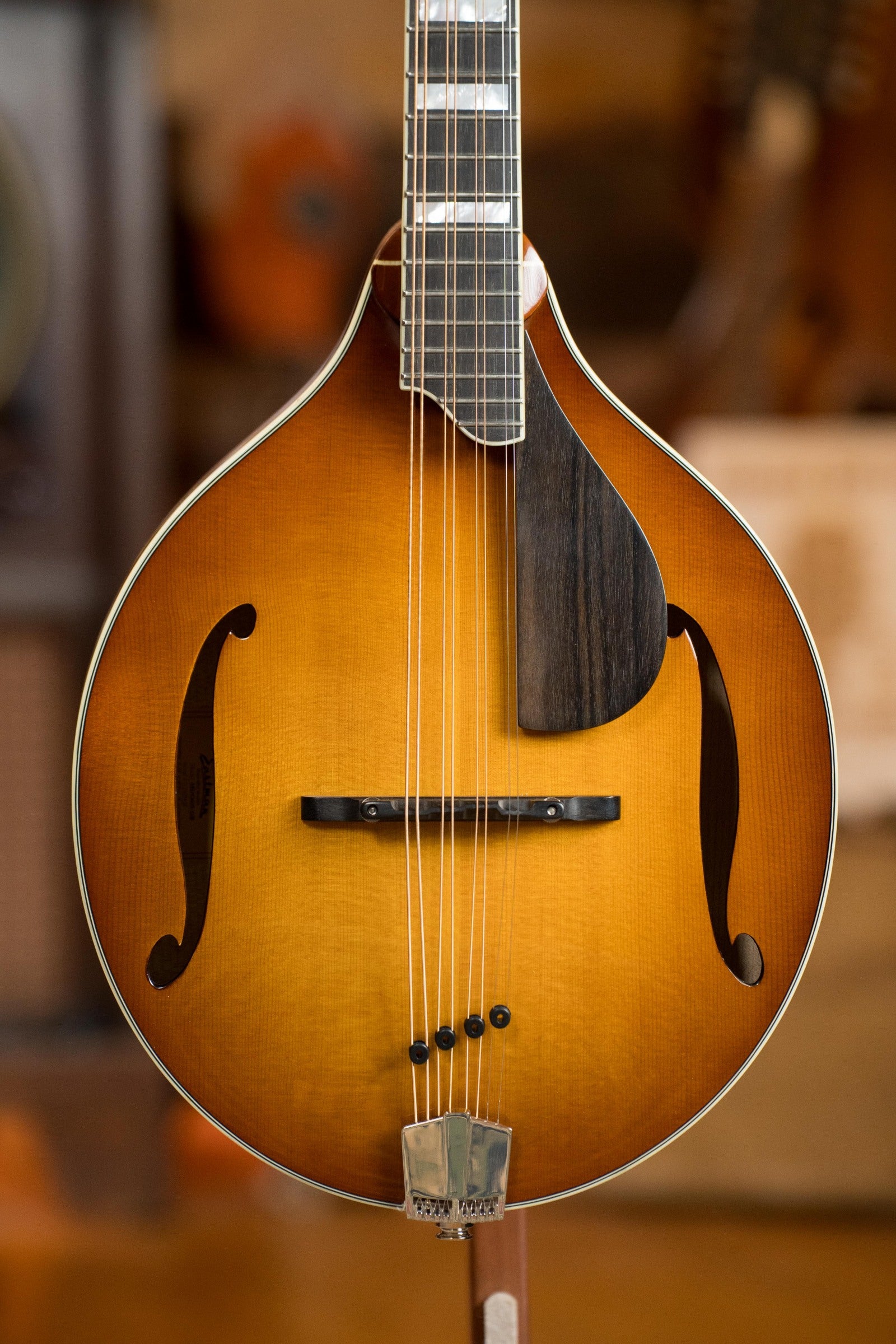 Eastman MDO605-GB Spruce/Maple Goldburst Octave A-Style Mandolin w/ K&K Pickup #5439