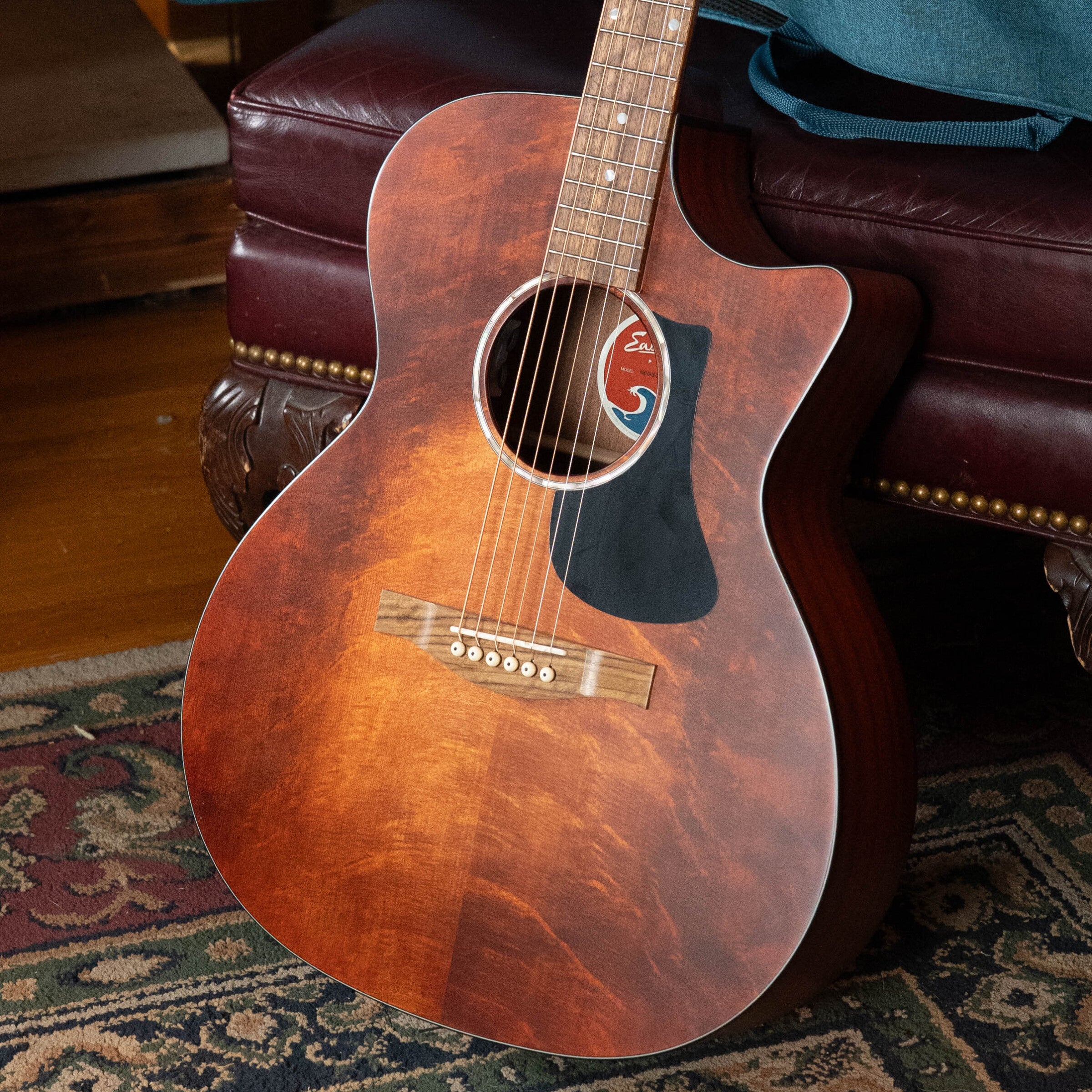 Eastman PCH1-GACE-CLA Sitka/Laminated Sapele Cutaway Grand Auditorium Classic Finish Guitar w/Electronics #2281