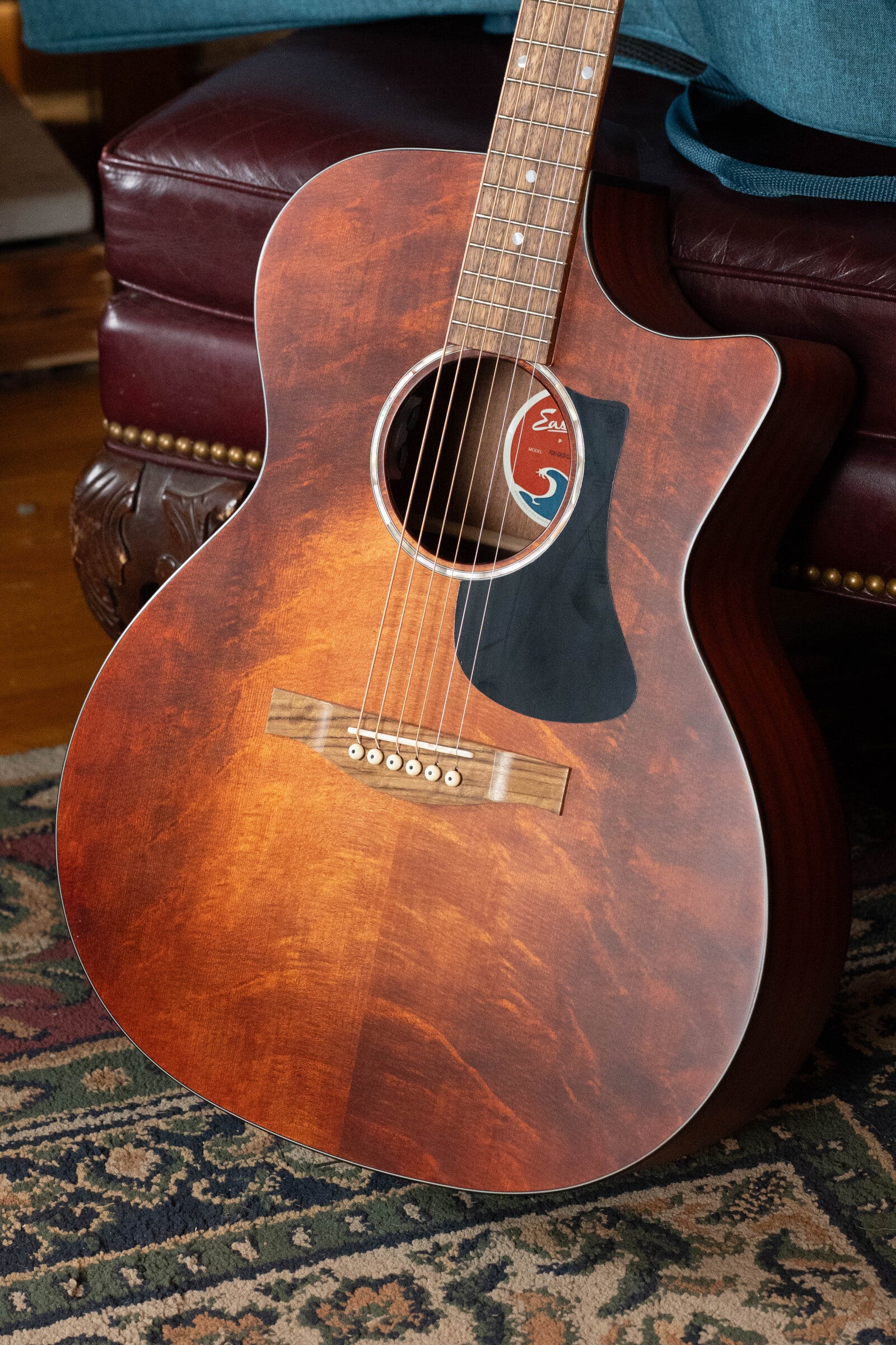 Eastman PCH1-GACE-CLA Sitka/Laminated Sapele Cutaway Grand Auditorium Classic Finish Guitar w/Electronics #2281