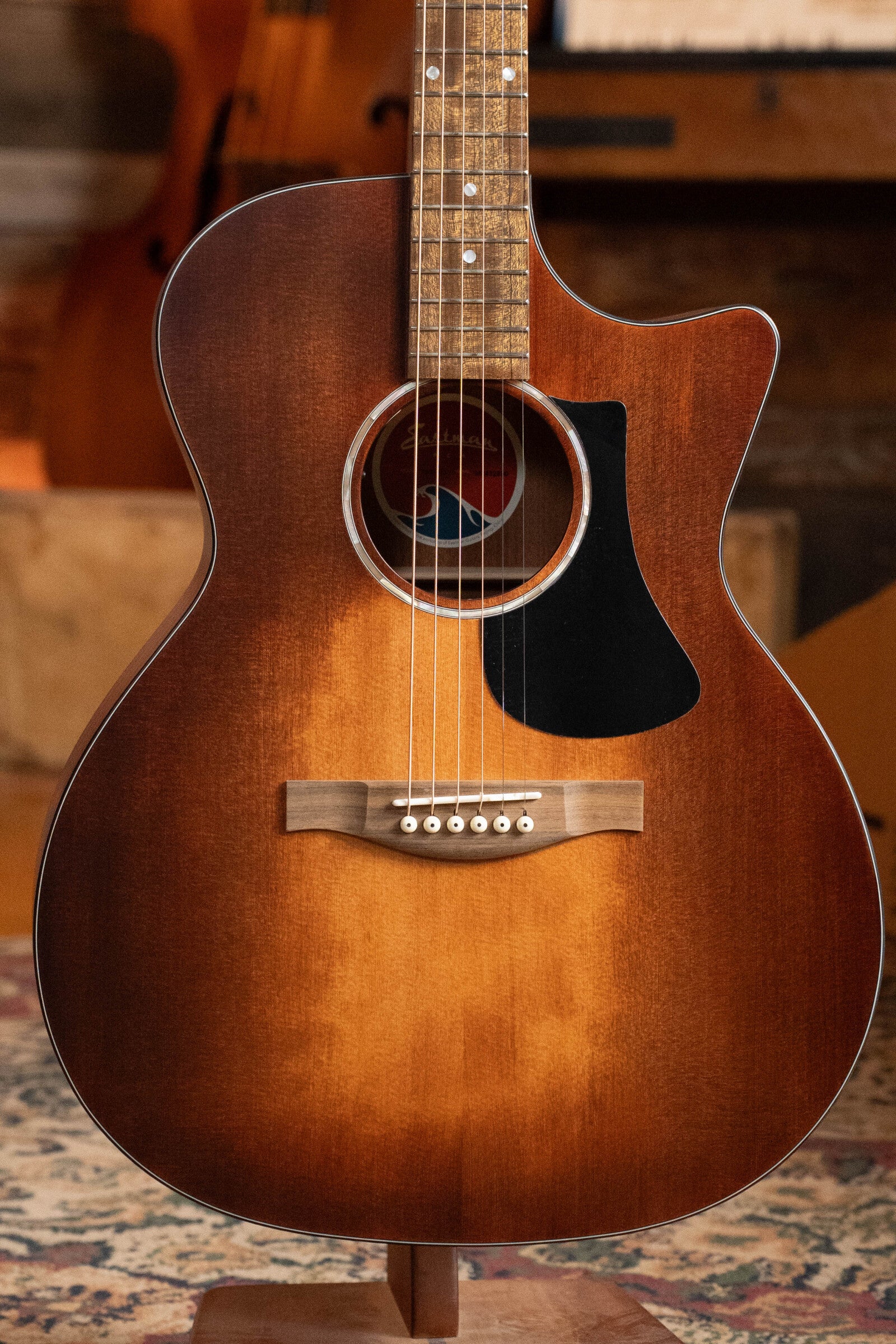 Eastman PCH1-GACE-CLA Sitka/Laminated Sapele Cutaway Grand Auditorium Classic Finish Guitar w/Electronics #2800