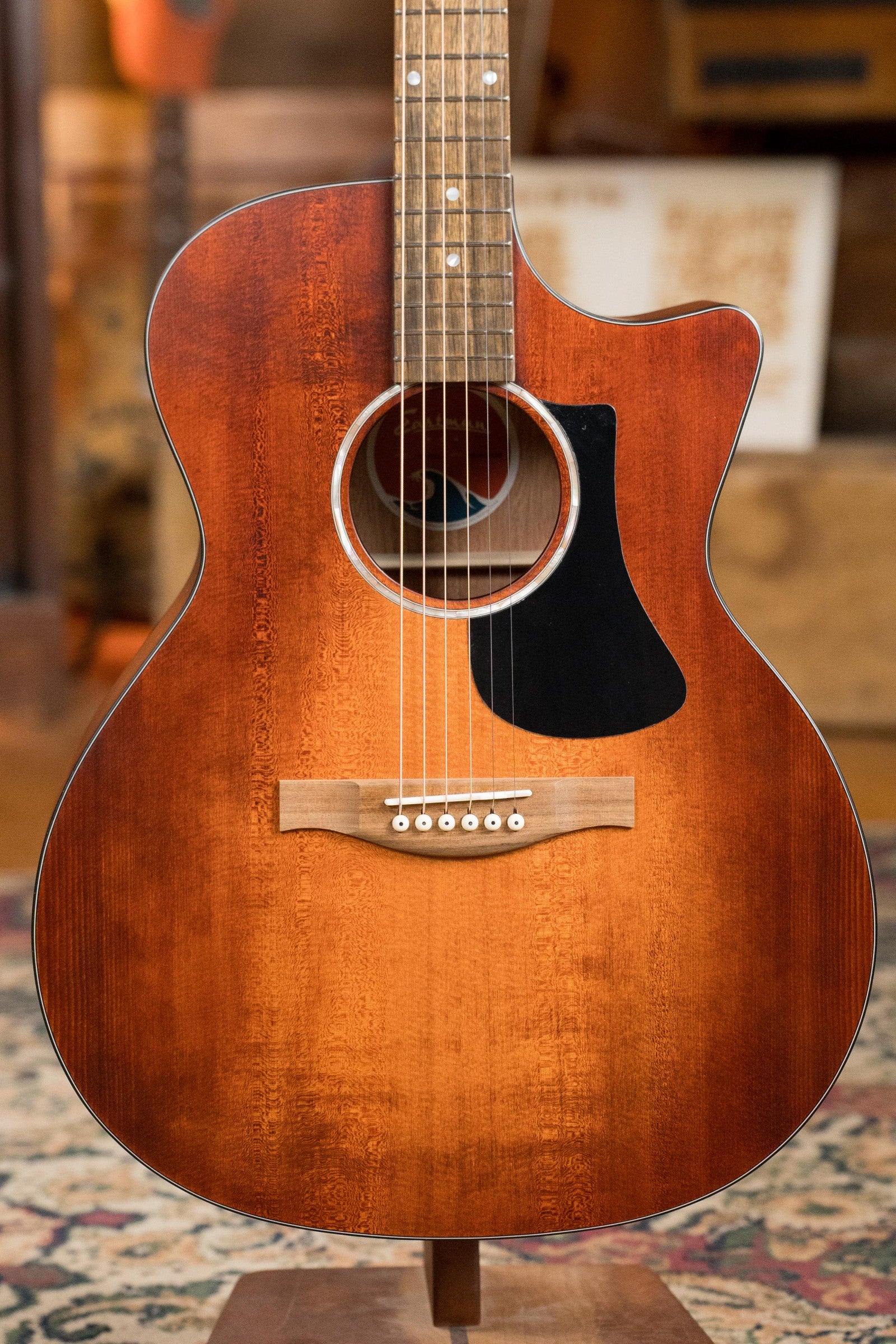 Eastman PCH1-GACE-CLA Sitka/Laminated Sapele Cutaway Grand Auditorium Classic Finish Guitar w/Electronics #3668