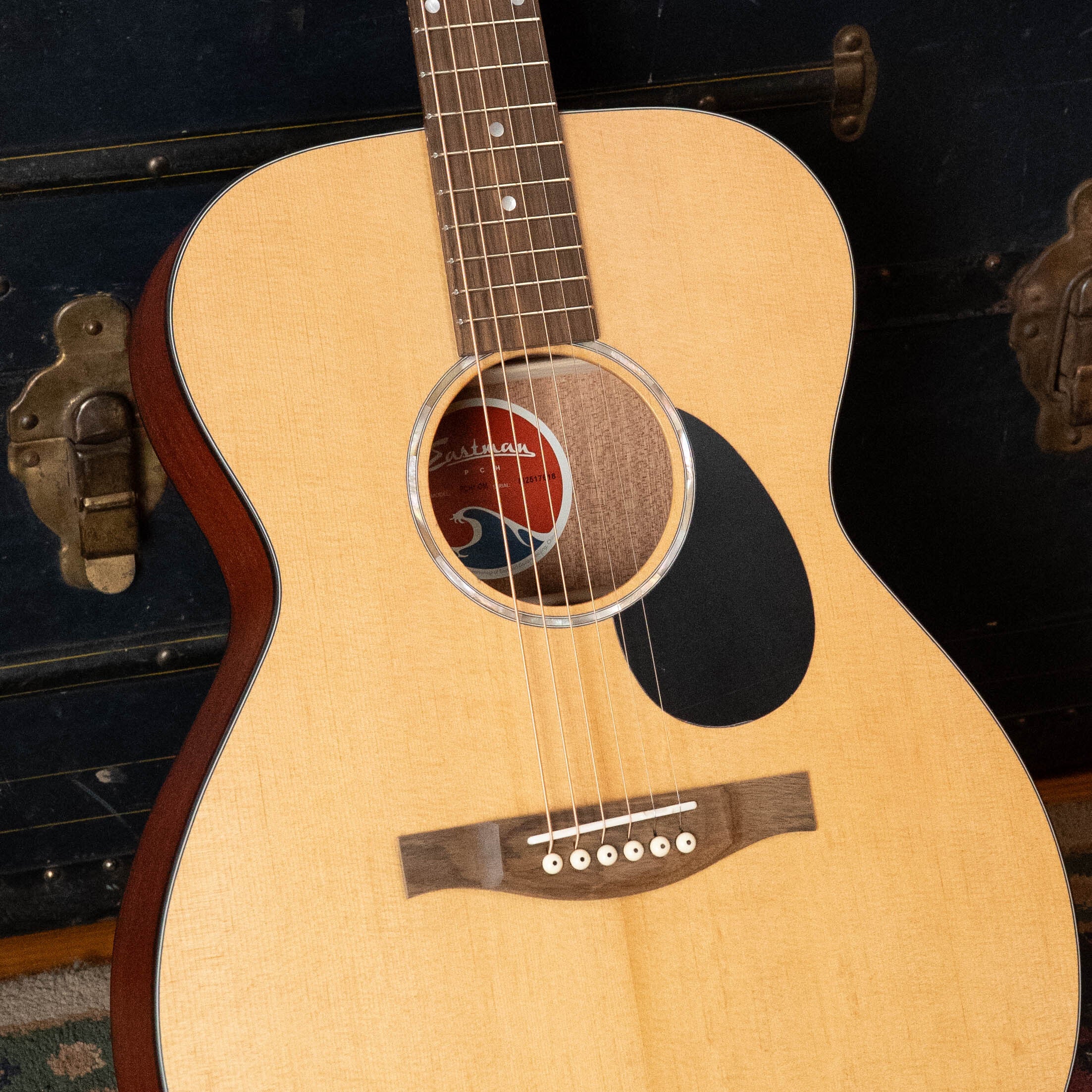 Eastman PCH1-OM Thermo-Cured Sitka/Laminated Sapele Orchestra Model Acoustic Guitar #7618