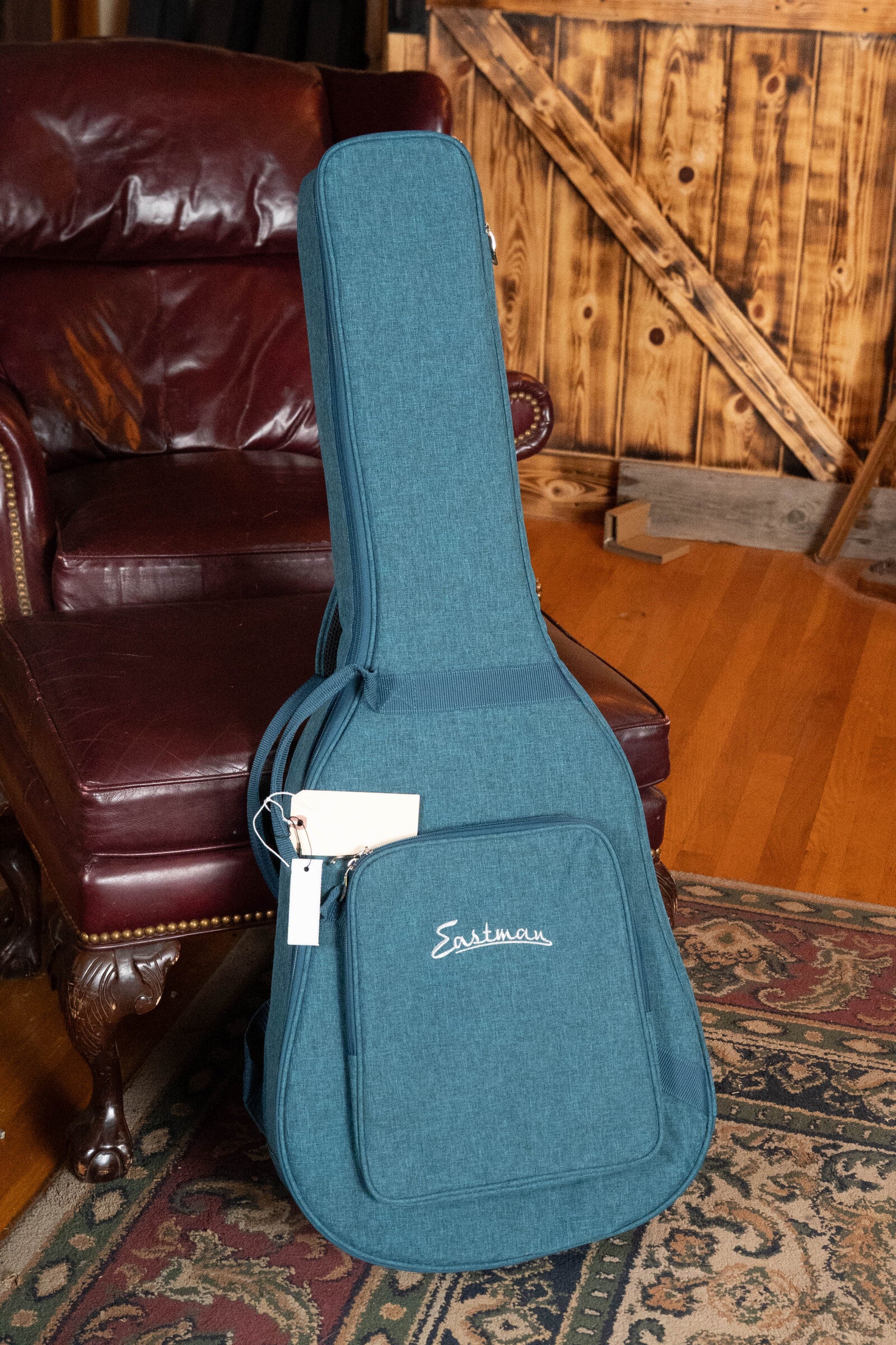 Eastman PCH1-OM Thermo-Cured Sitka/Laminated Sapele Orchestra Model Acoustic Guitar #7618