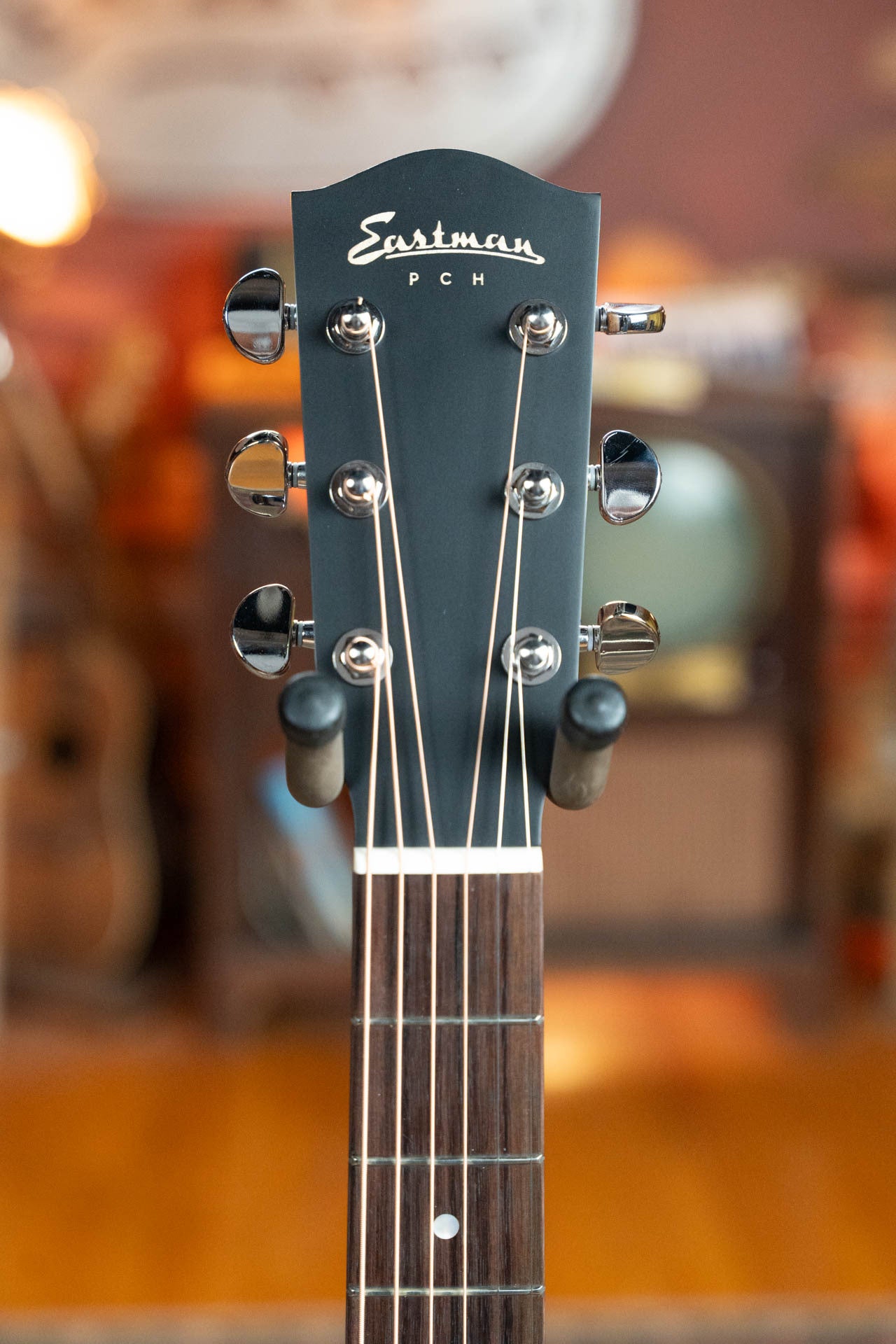 Eastman PCH2-OM-BK Solid Thermo-Cured Sitka/Laminated Rosewood Orchestra Model Gloss Black Top Acoustic Guitar #1077