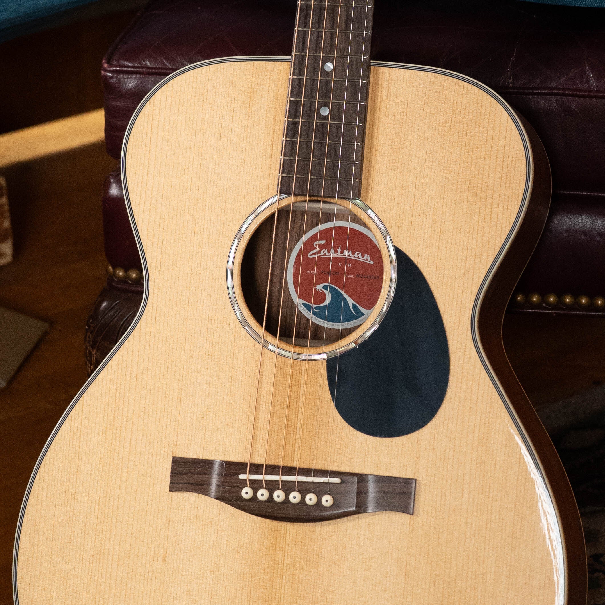 Eastman PCH2-OM Solid Sitka/Laminated Rosewood Orchestra Model Acoustic Guitar #0365