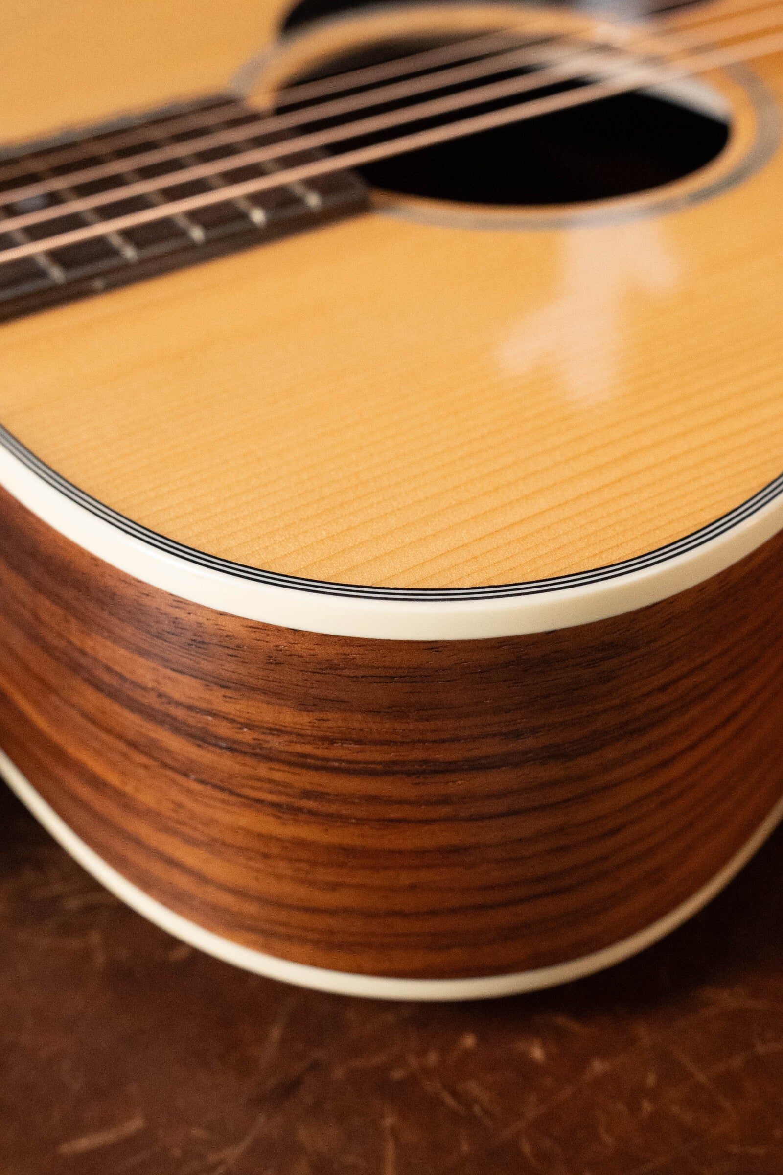 Eastman PCH2-OM Solid Sitka/Laminated Rosewood Orchestra Model Acoustic Guitar #0365