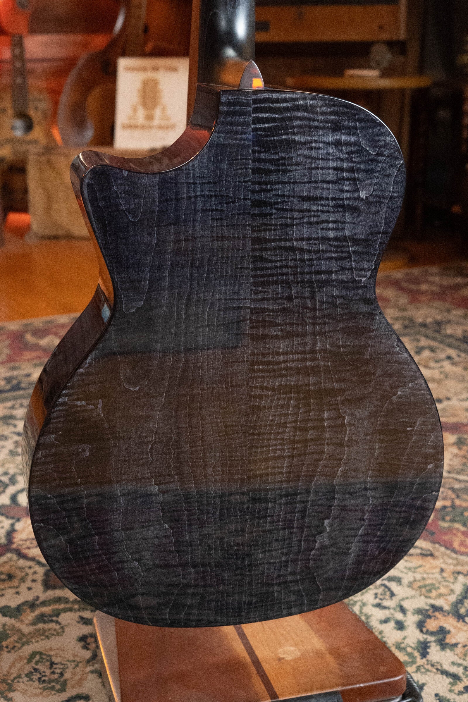 Eastman PCH3-GACE-TBK Sitka/Laminated Maple Grand Auditorium