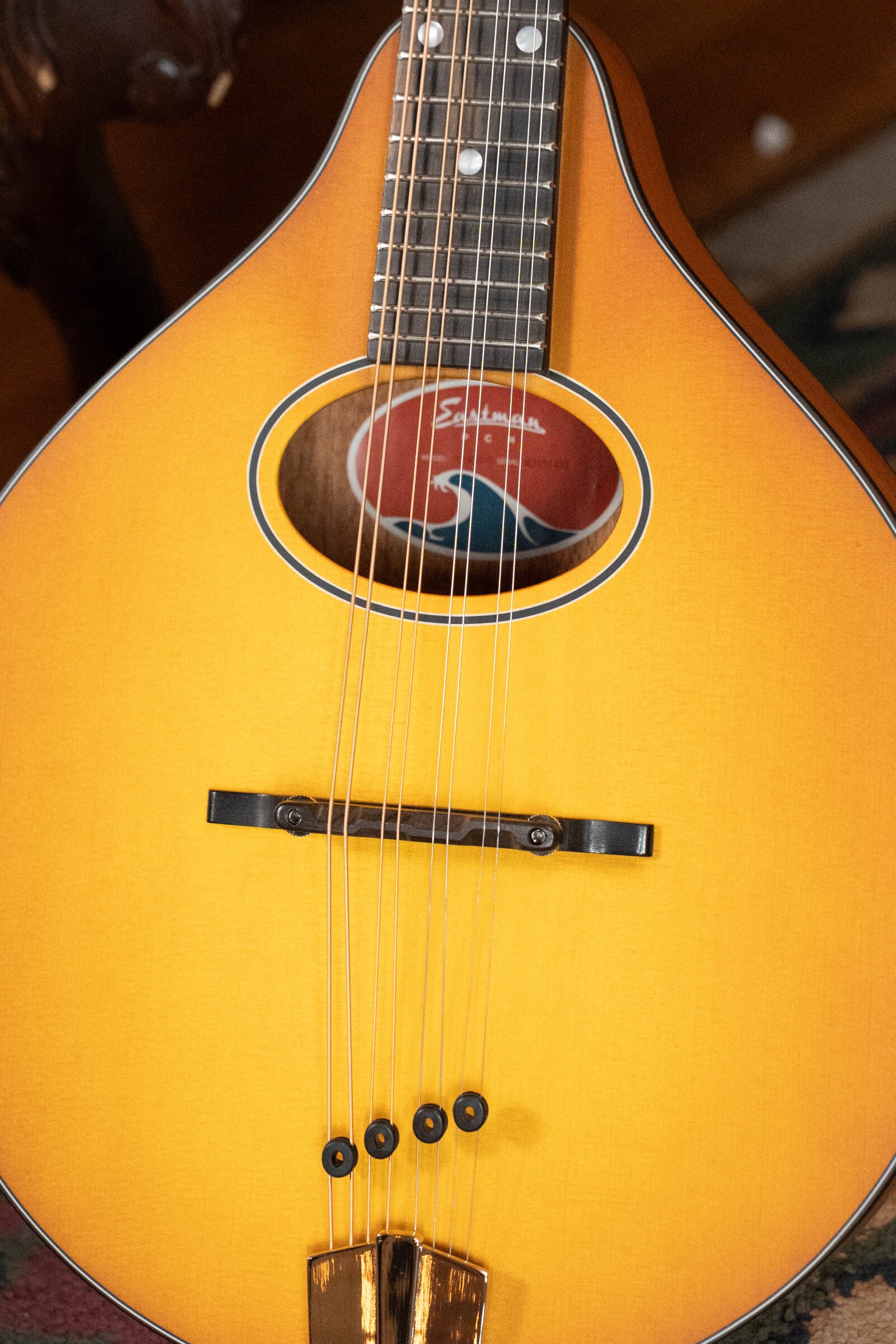 Eastman PCH-M104-GB Solid Spruce/Laminated Mahogany Goldburst Flattop A-Style Mandolin #1401
