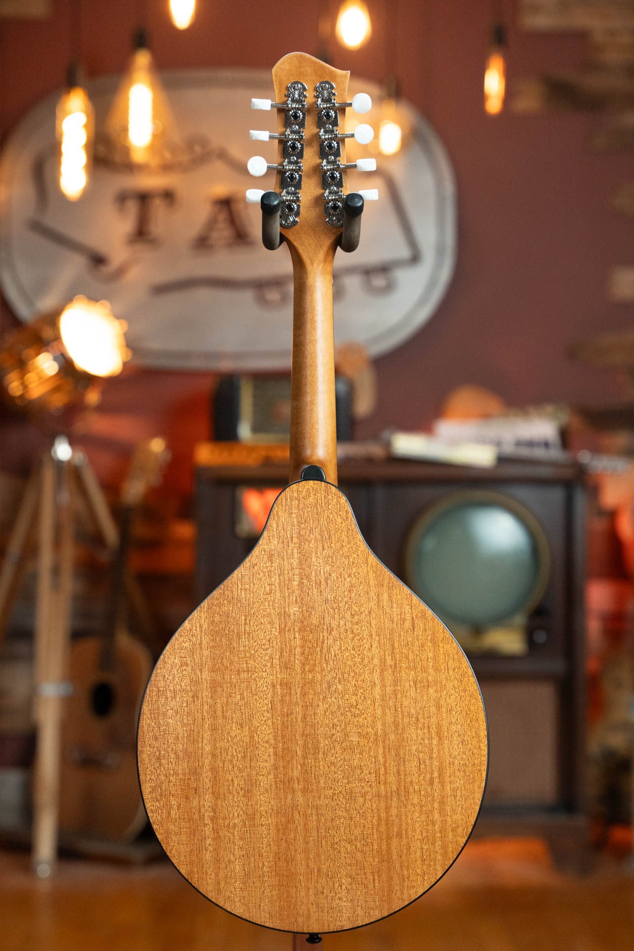 Eastman PCH-M104-GB Spruce/Laminated Mahogany Goldburst Flattop A-Style Mandolin #0958