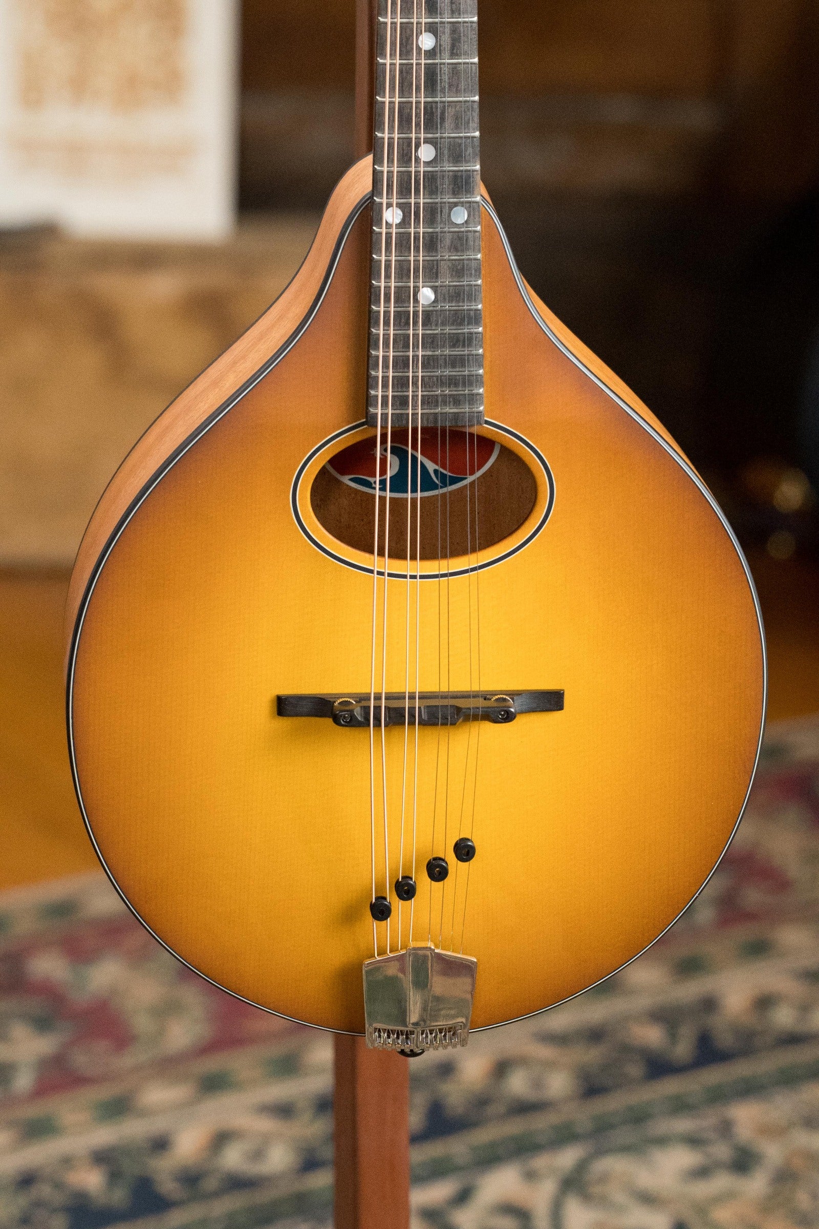 Eastman PCH-M104-GB Spruce/Laminated Mahogany Goldburst Flattop A-Style Mandolin #1065