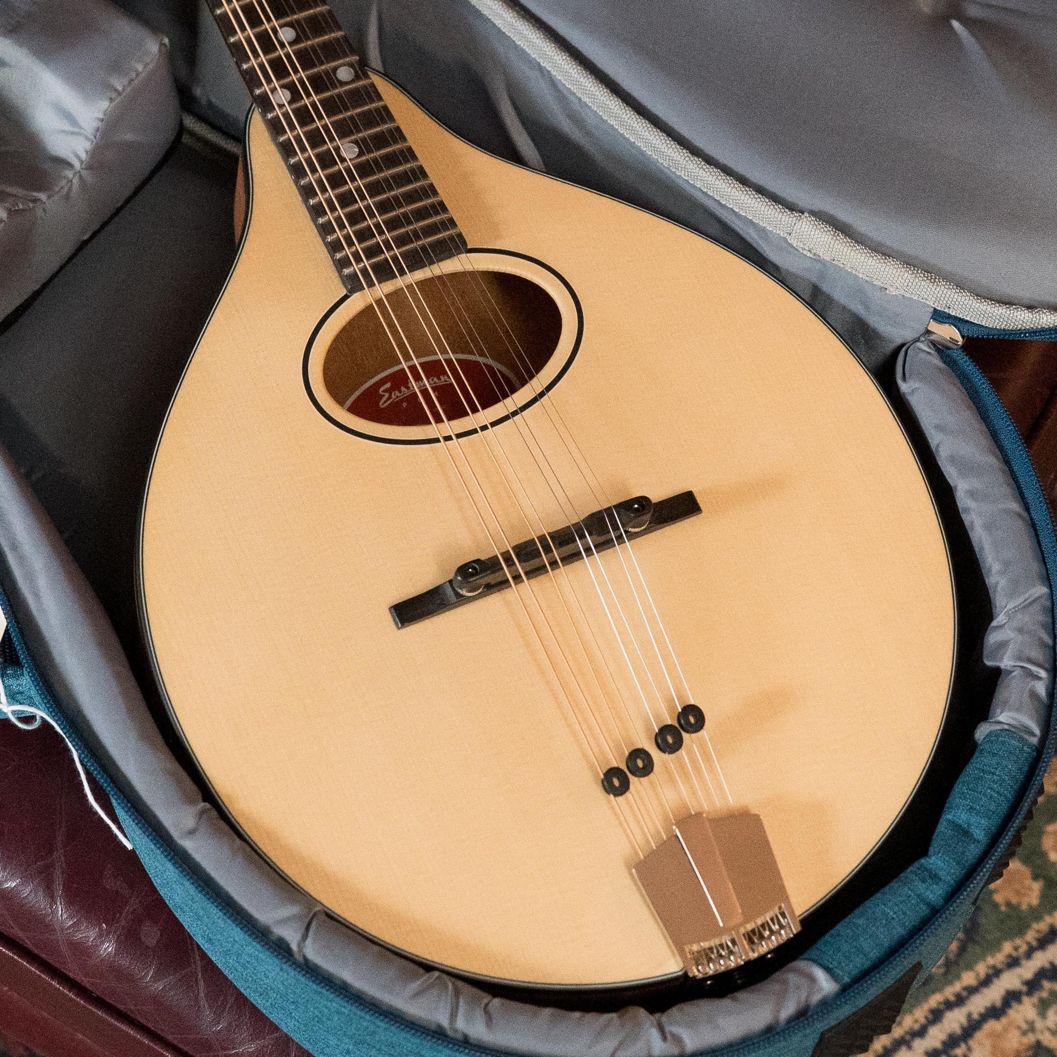 Eastman PCH-M104-NAT Spruce/Laminated Mahogany Natural Flattop A-Style Mandolin #1176