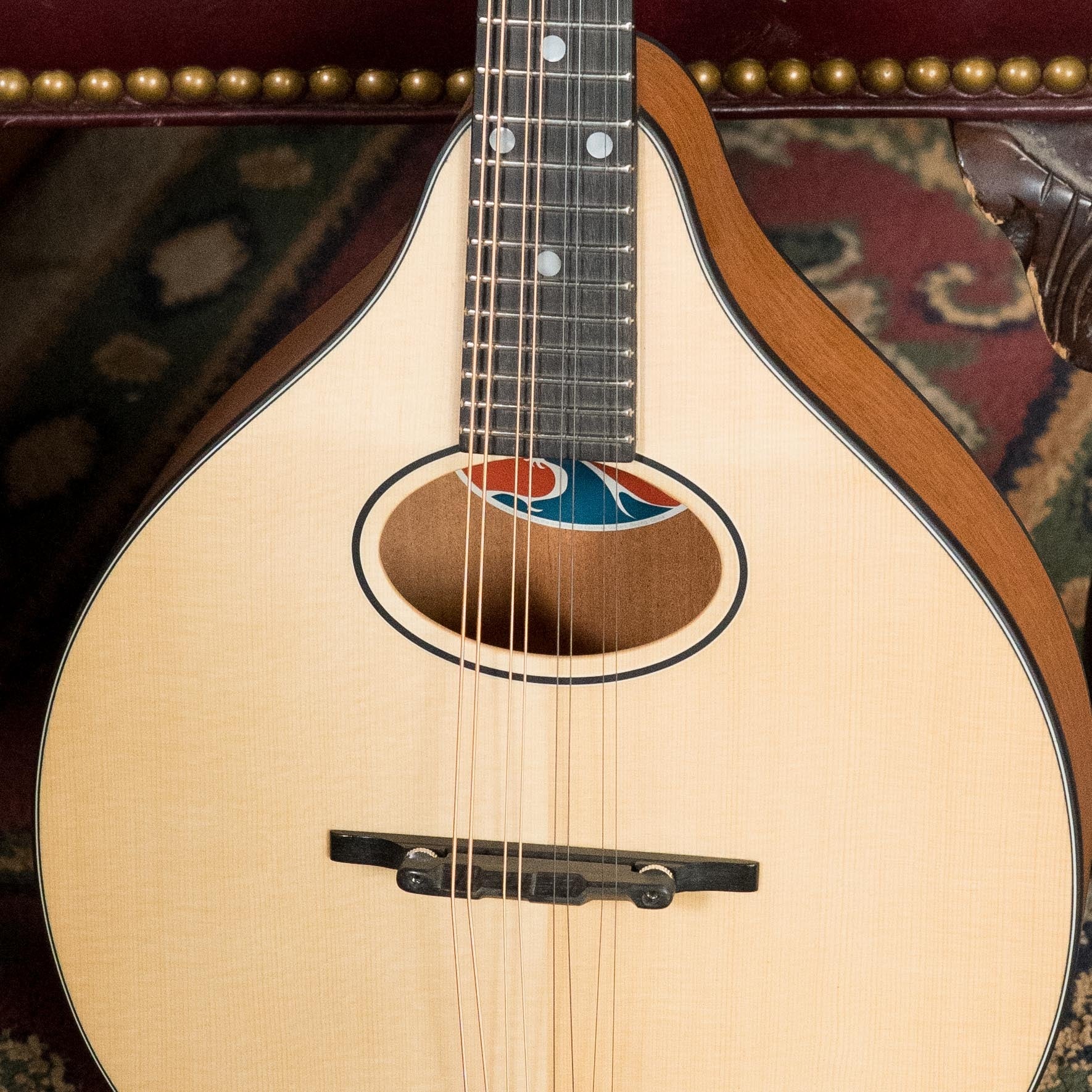 Eastman PCH-M104-NAT Spruce/Laminated Mahogany Natural Flattop A-Style Mandolin #1179