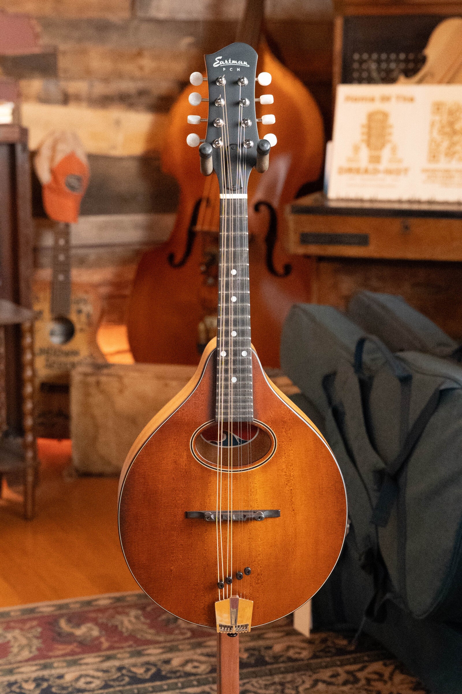 Eastman PCH-M104 Solid Spruce/Laminated Mahogany Flattop A-Style Mandolin #1541