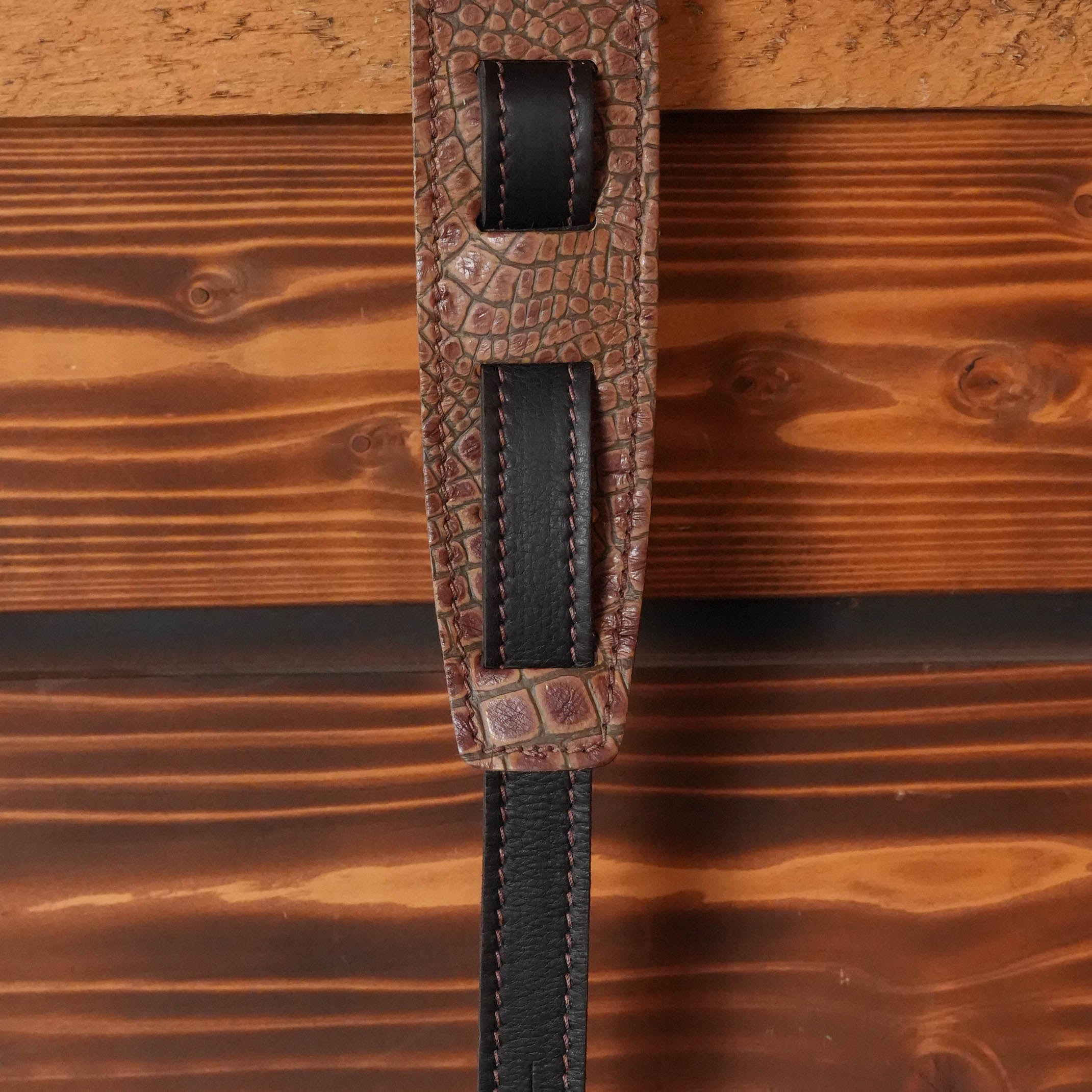 El Dorado Durango-Suave 2.5" Width Glove-Soft Leather Exotic Guitar Strap - Gator Florida Brown