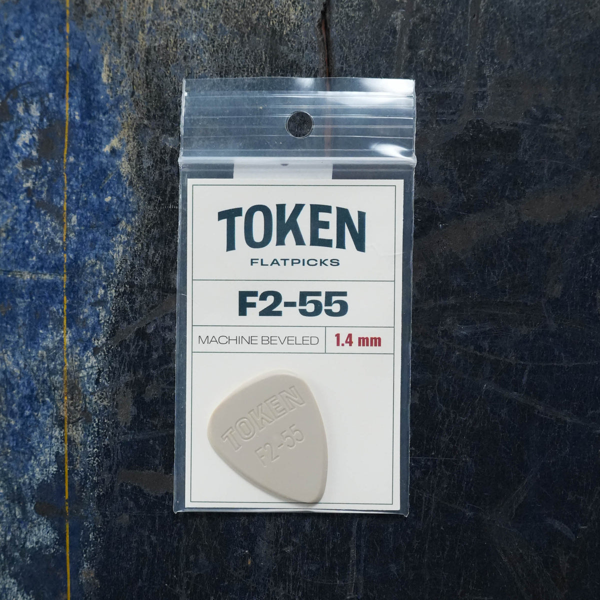 Token F2-55 TAN Flatpick - Teardrop 1.4mm