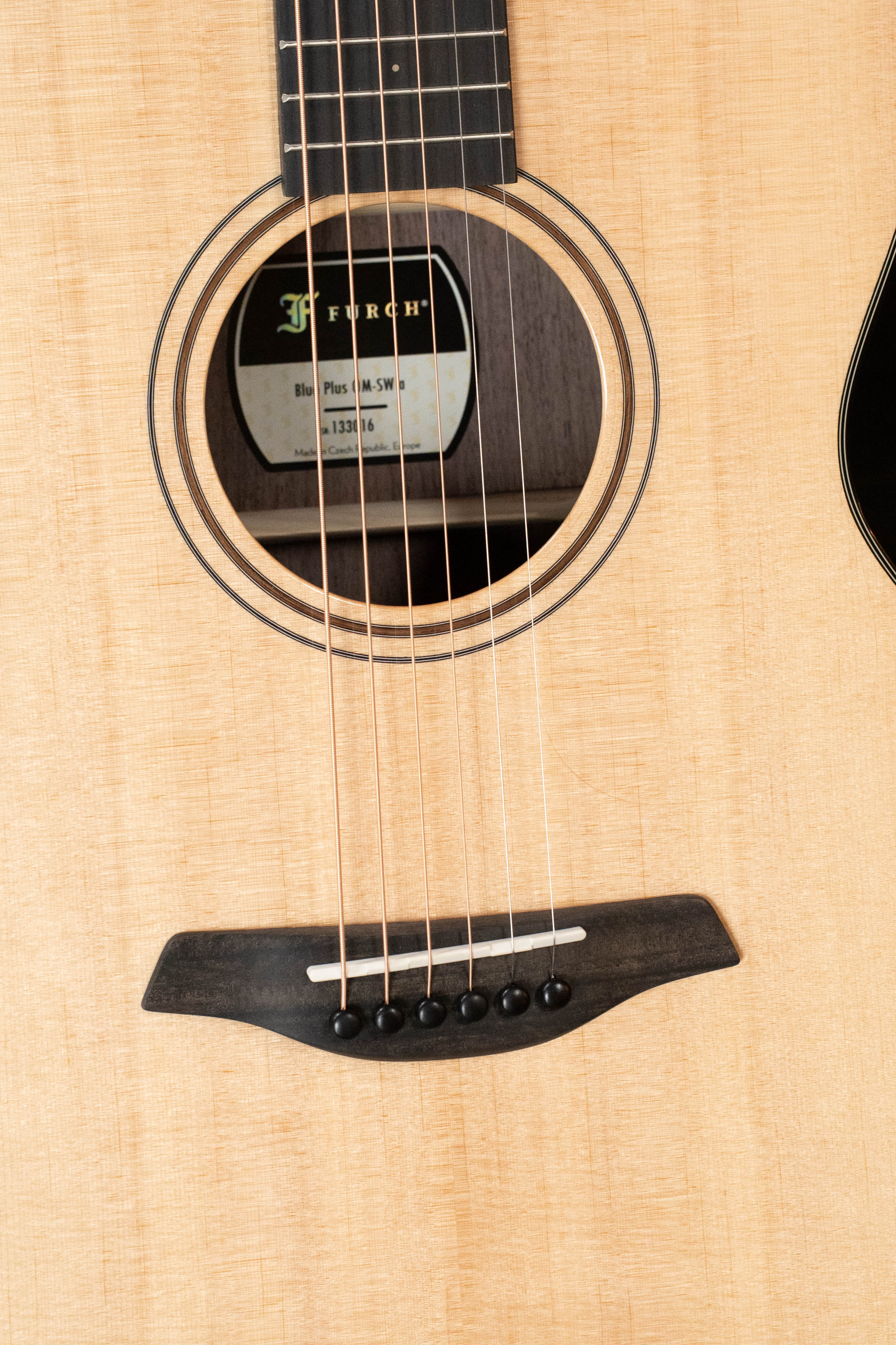 Furch Blue Plus Orchestra Model Guitar Spruce/Walnut Grand Auditorium Cutaway Acoustic Guitar  #3016