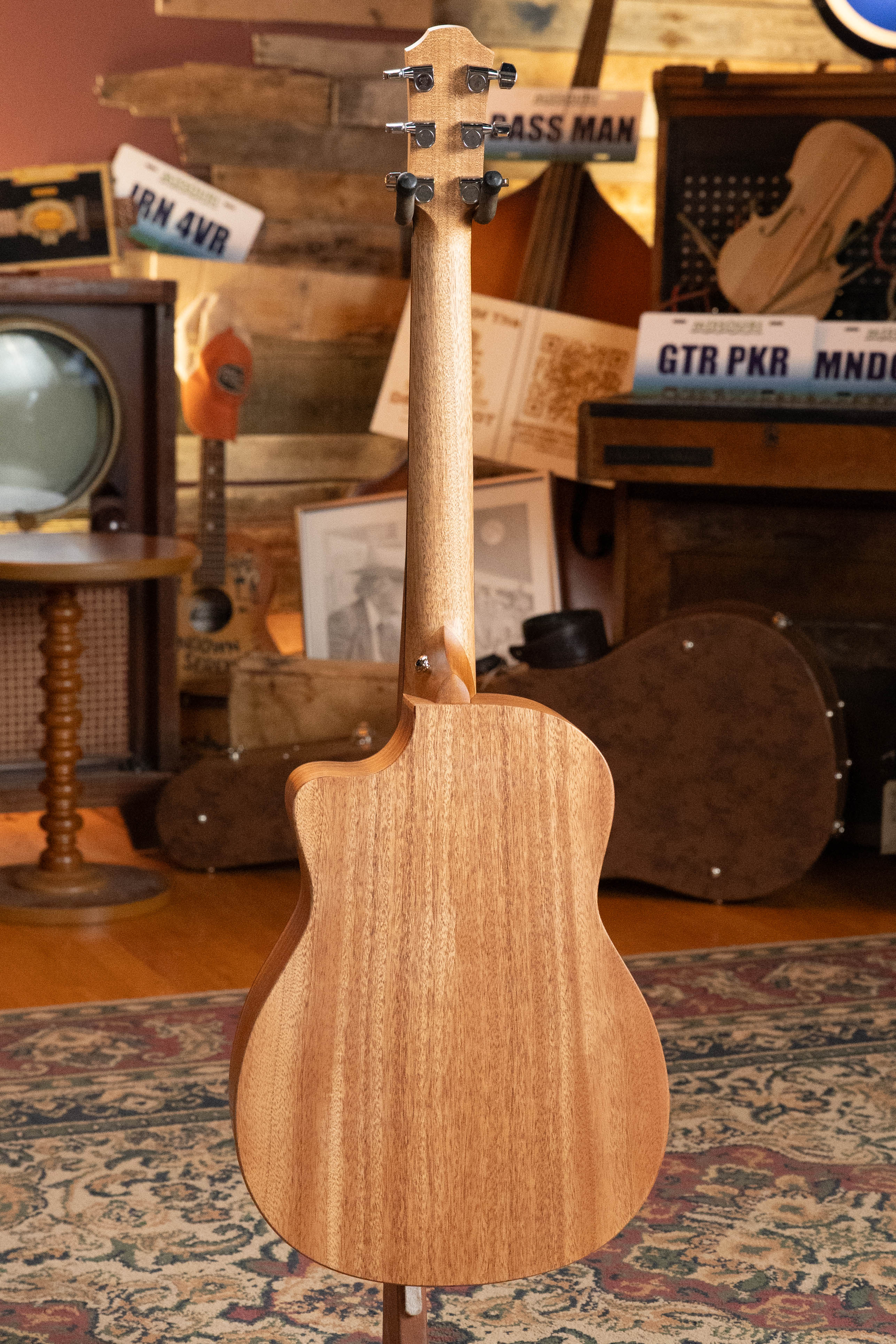 Furch Pioneer-CM Red Cedar/Mahogany Cutaway Travel Acoustic Guitar w/Soundport Boosters #0546