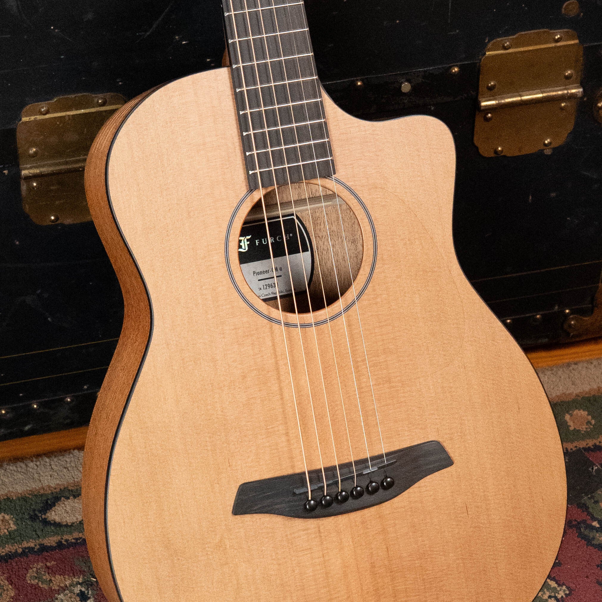 Furch Pioneer-CM Red Cedar/Mahogany Cutaway Travel Acoustic Guitar w/Soundport Boosters #9630