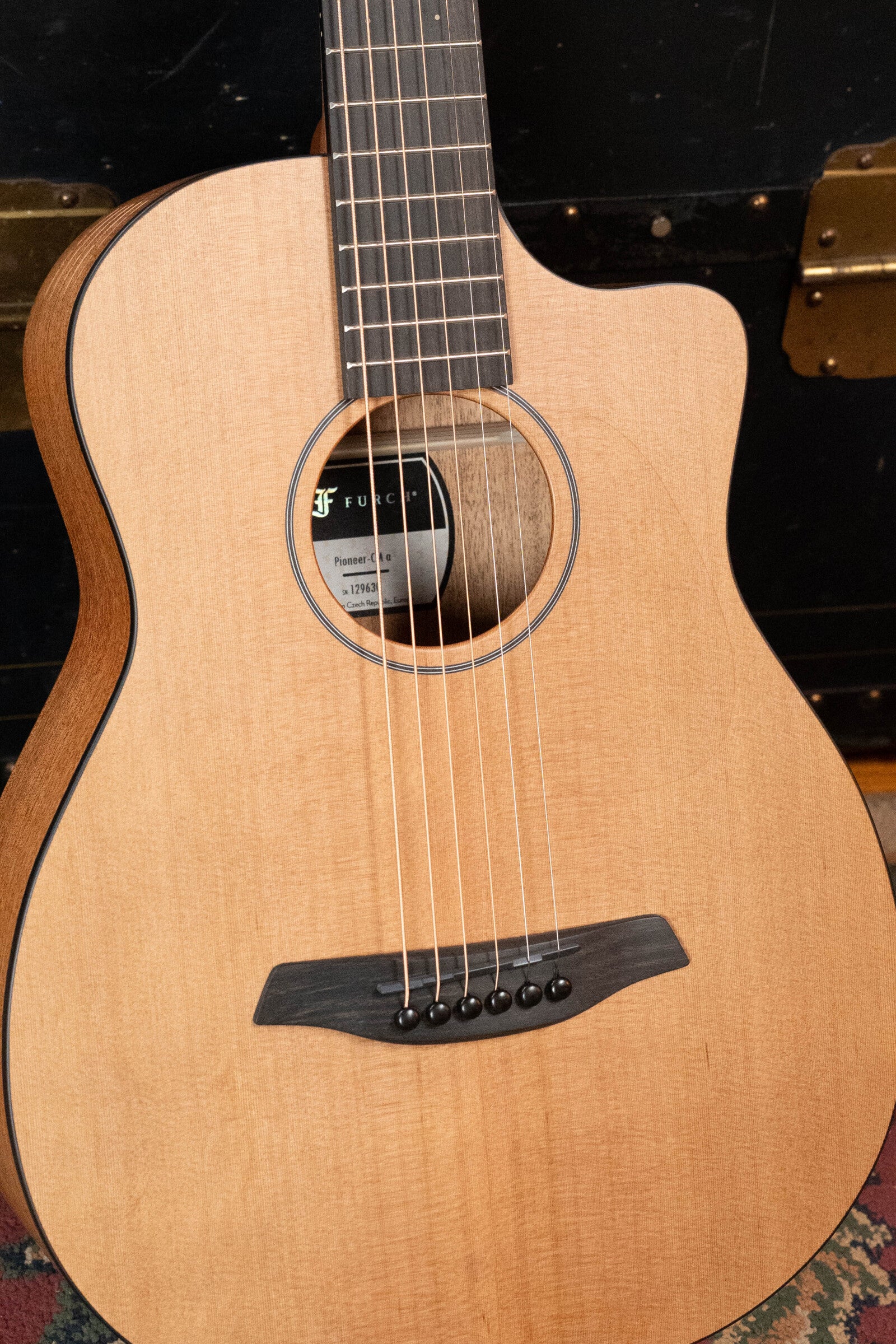 Furch Pioneer-CM Red Cedar/Mahogany Cutaway Travel Acoustic Guitar w/Soundport Boosters #9630