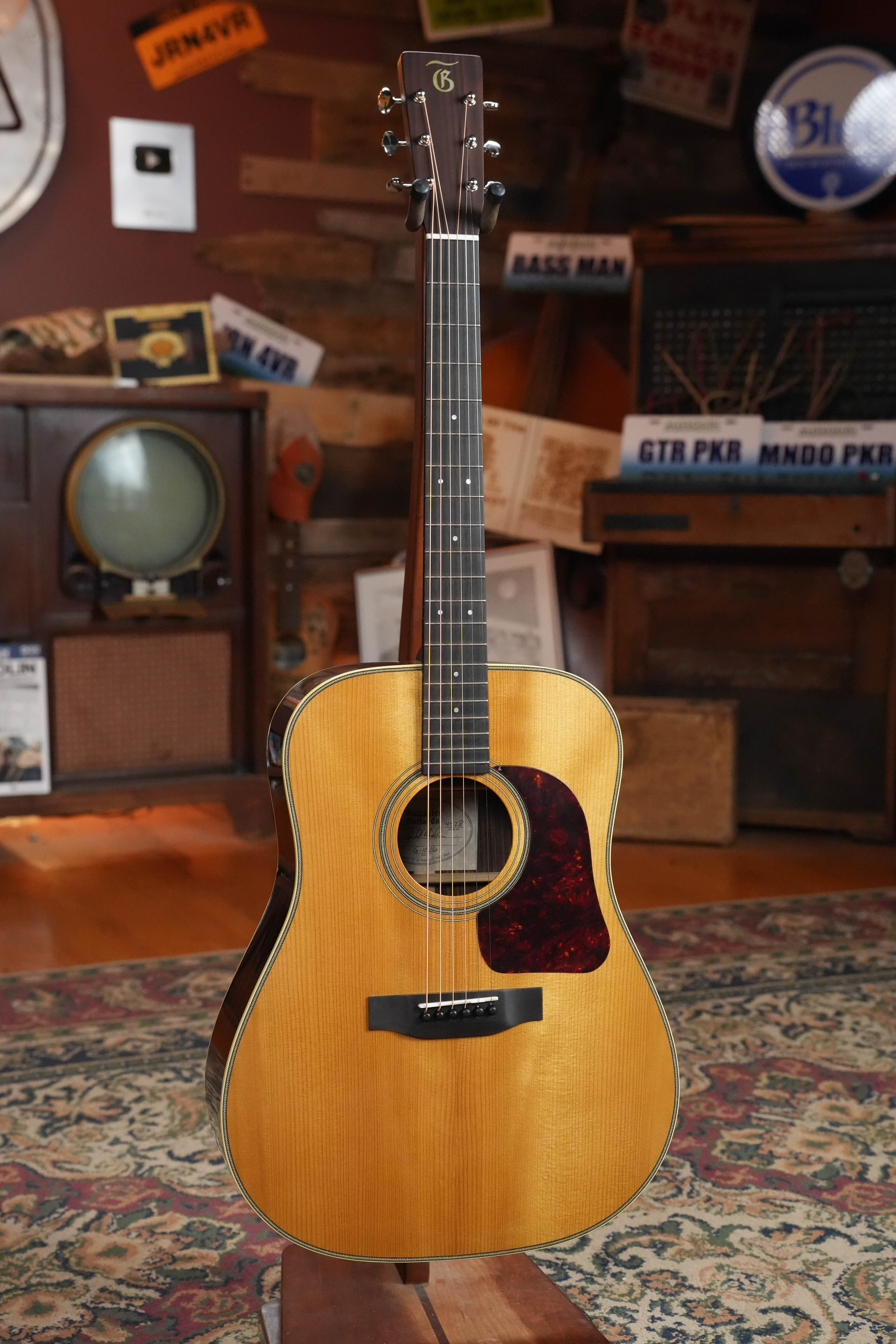 Gallagher The Bluegrass Bell Torrefied Adirondack/Rosewood Light Amber Finish Dreadnought Acoustic Guitar #4528
