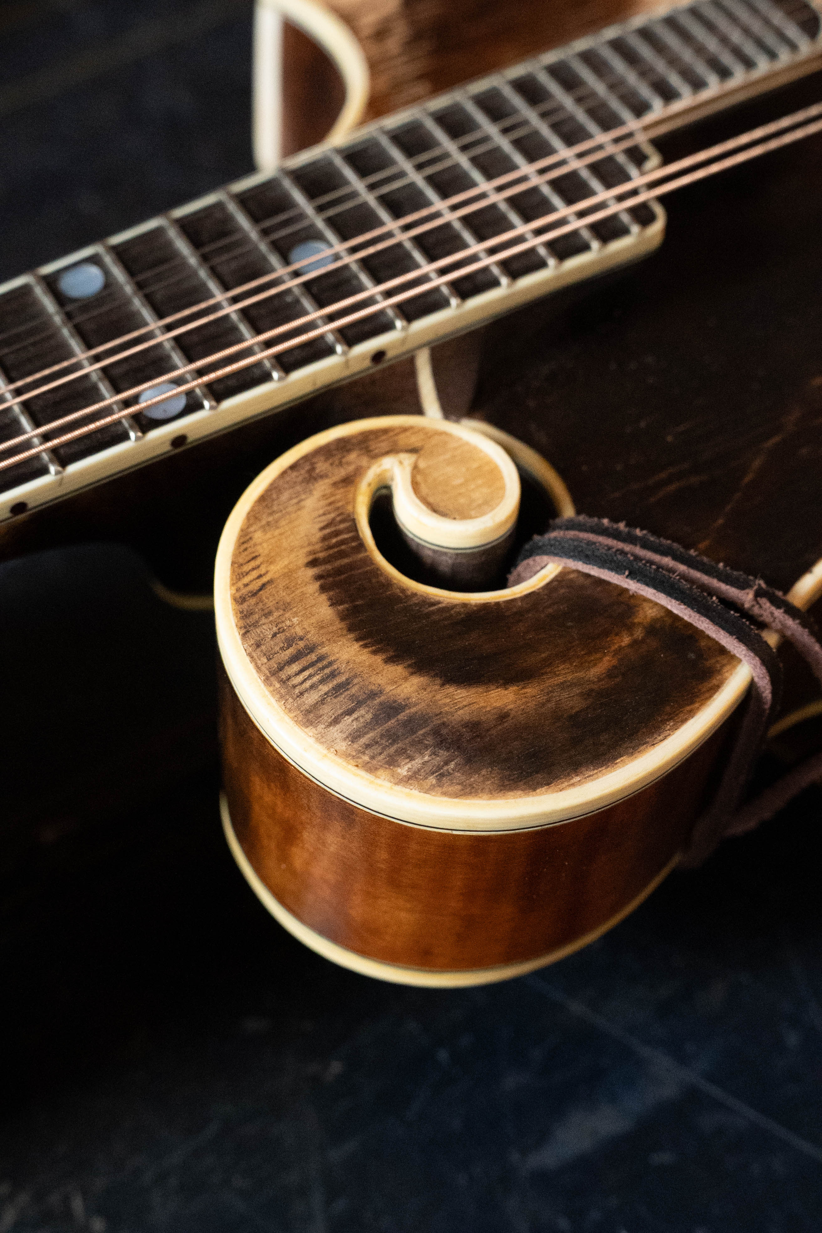 F-5 Hall of Fame Monroe Cremona  Burst Mandolin GH