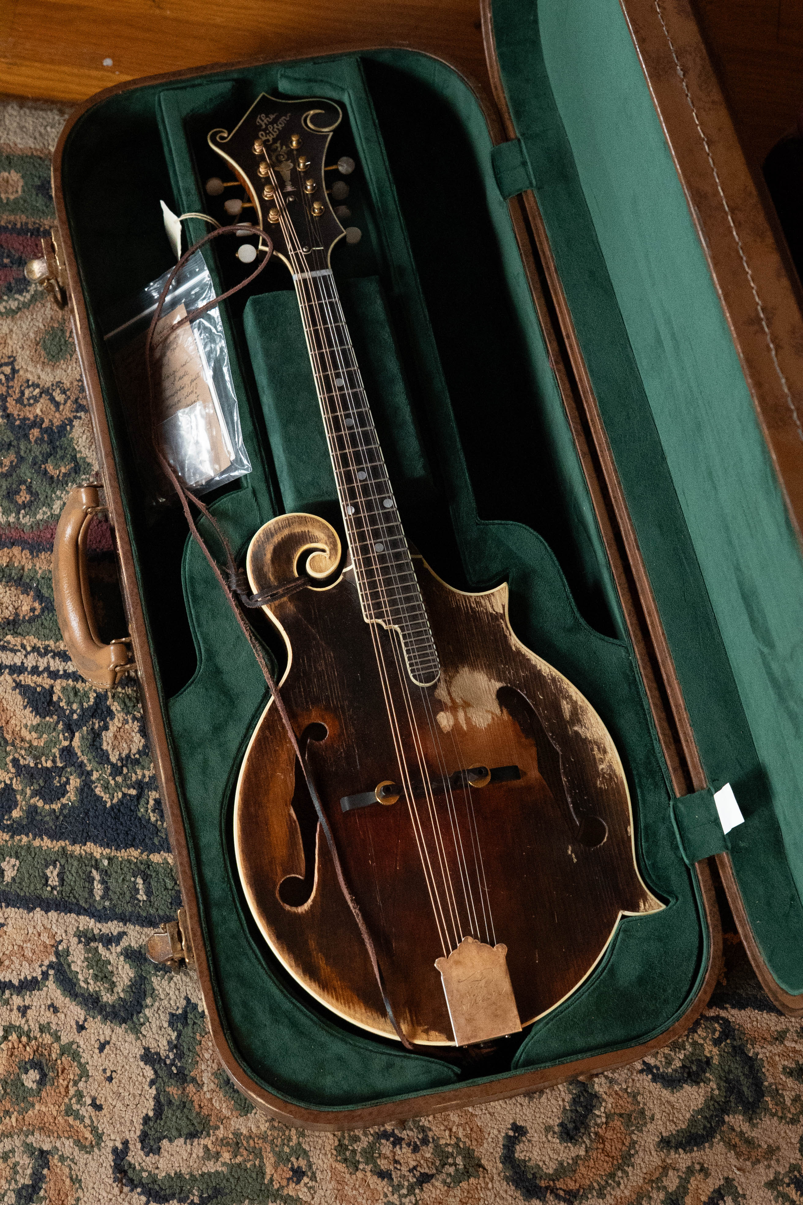 F-5 Hall of Fame Monroe Cremona  Burst Mandolin GH