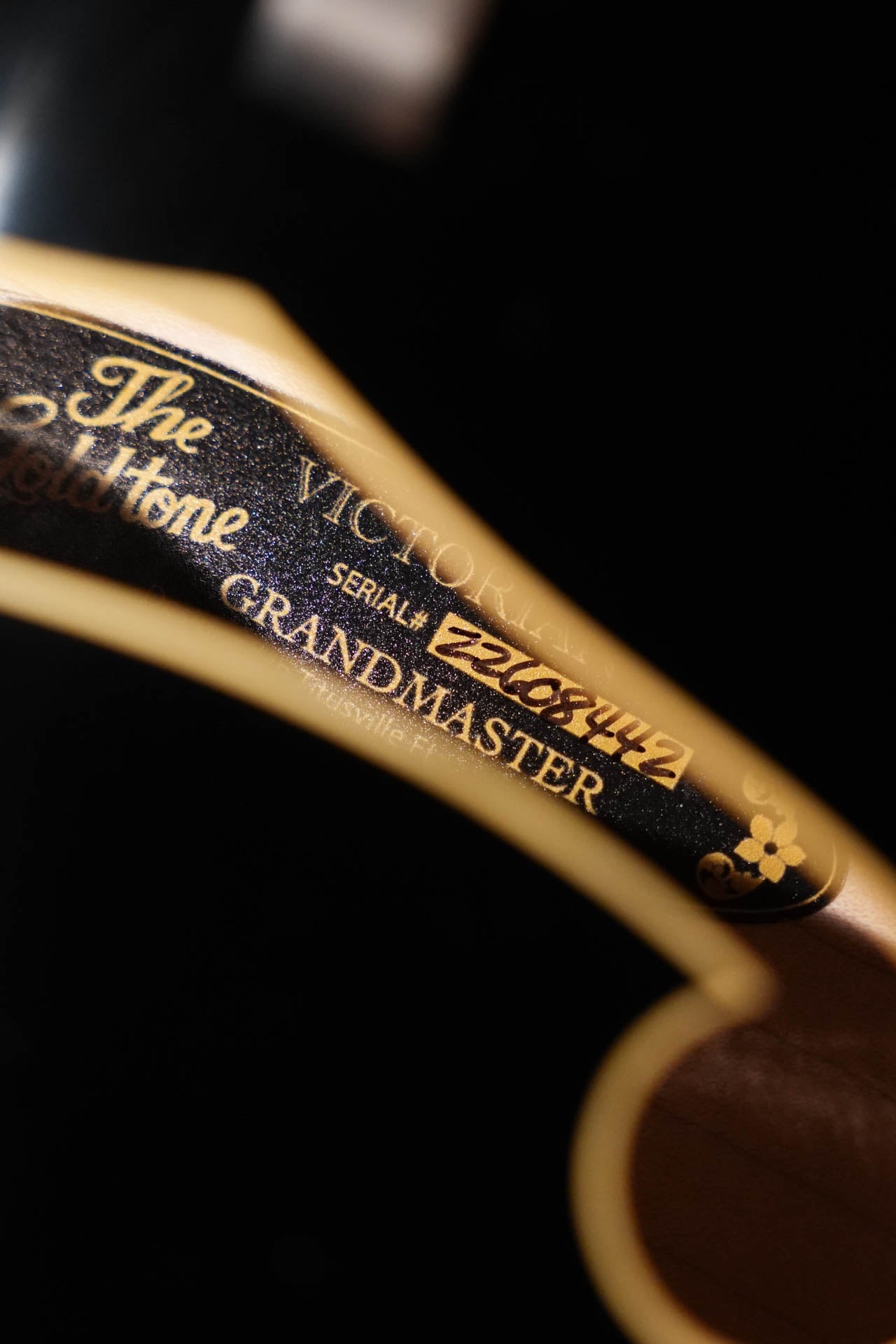 Gold Tone Grandmaster Mandolin Victorian #8442