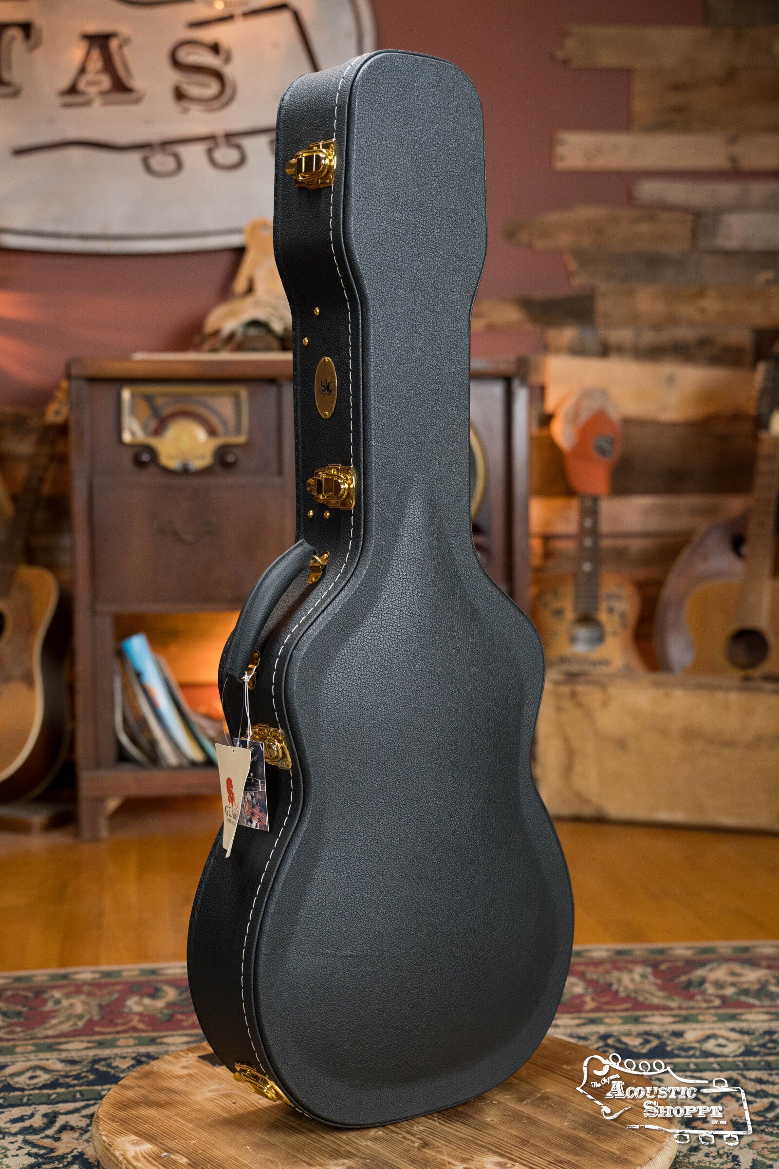 Guardian CG-044-OO Vintage Hardshell Case