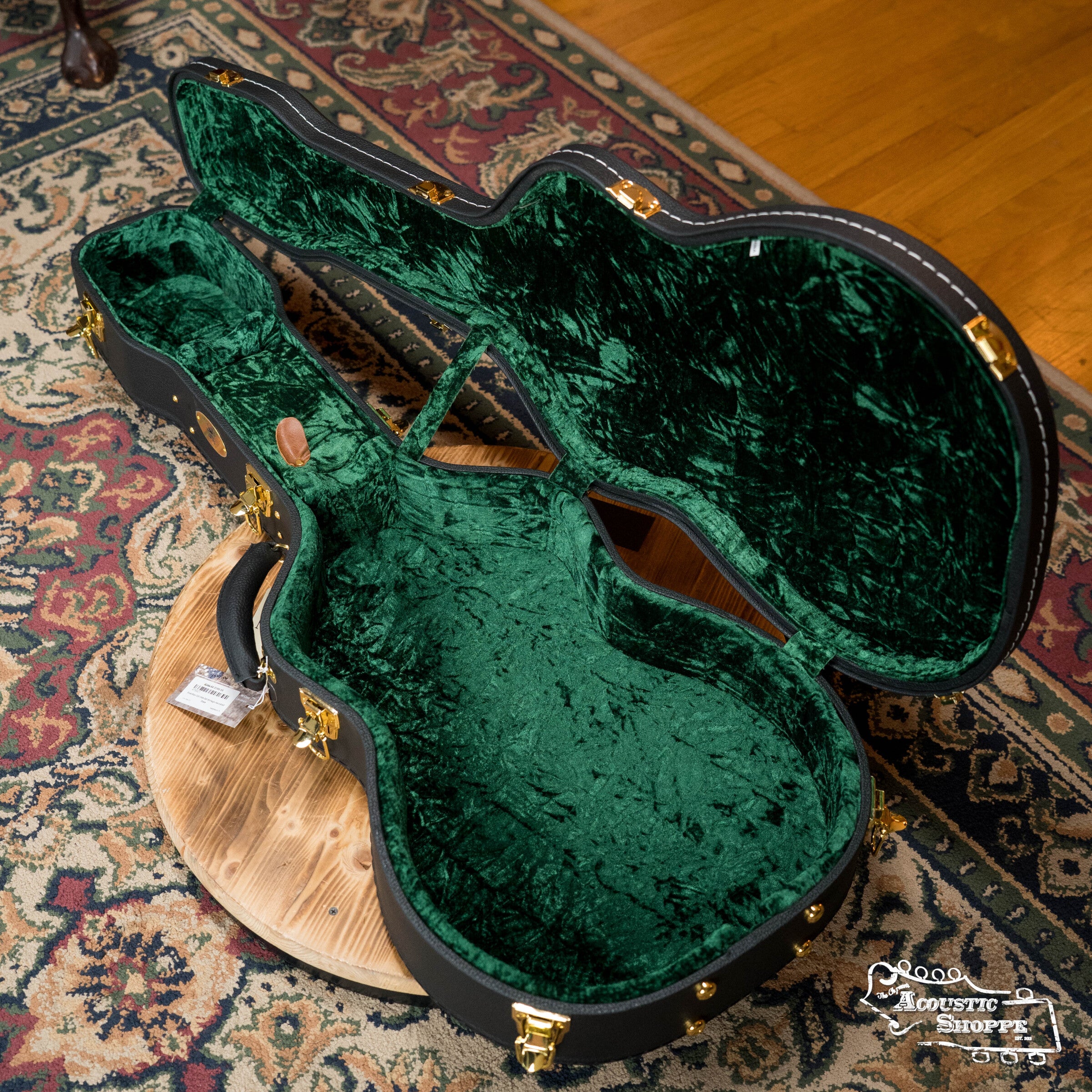 Guardian CG-044-OO Vintage Hardshell Case