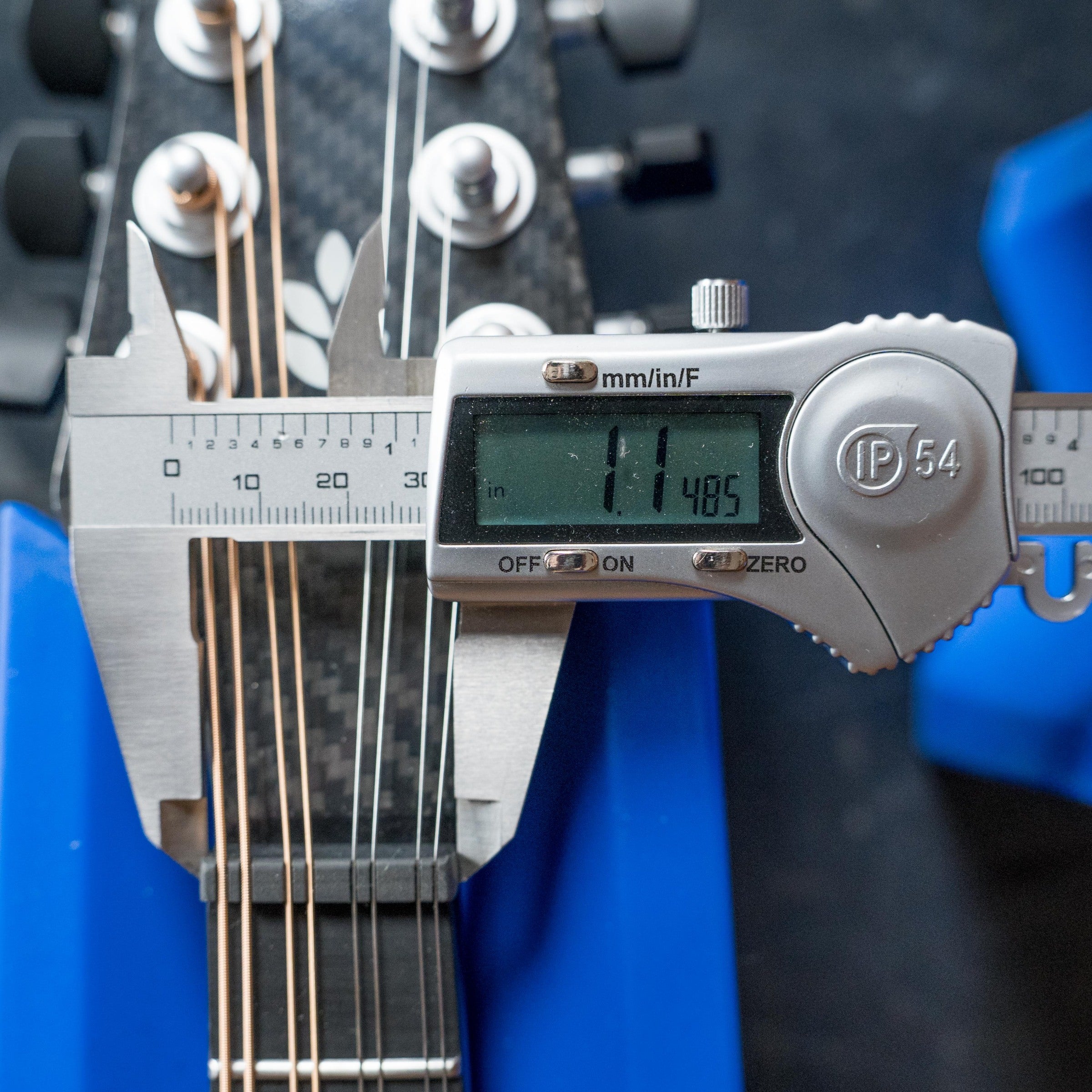 KLOS X_MA_DAE Full Carbon A-Style Mandolin w/KLOS Transducer Pickup and Hardshell Case #2585