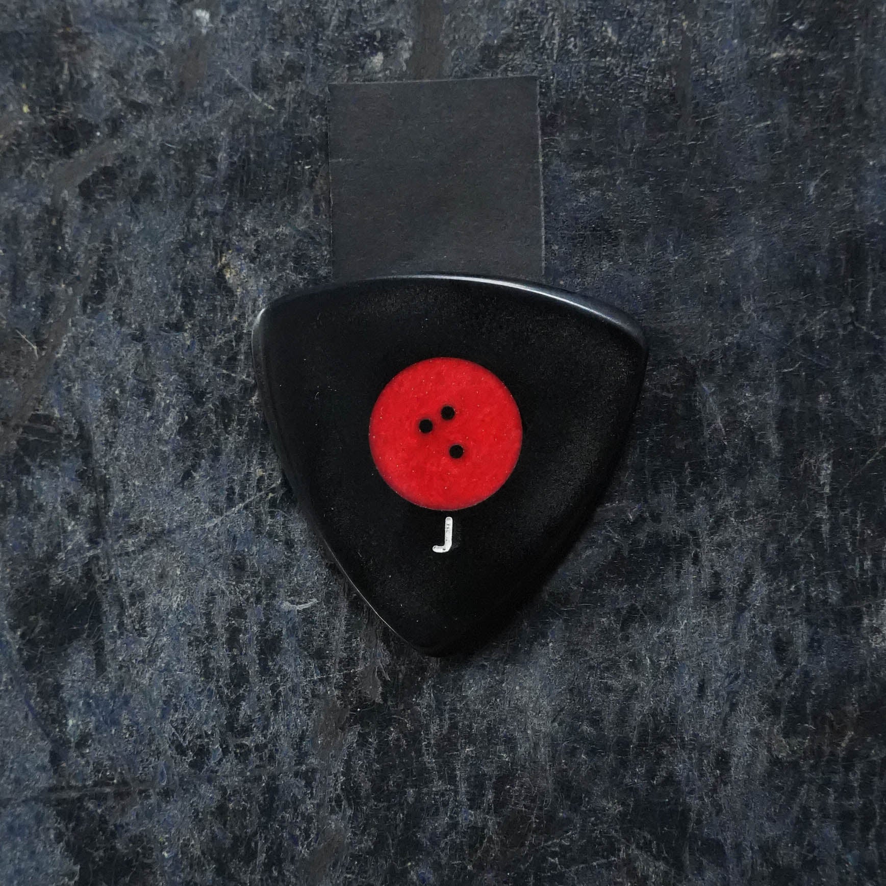 Dr. Herringbone Kingpin Vulcanite Triangle Pick - Jumbo