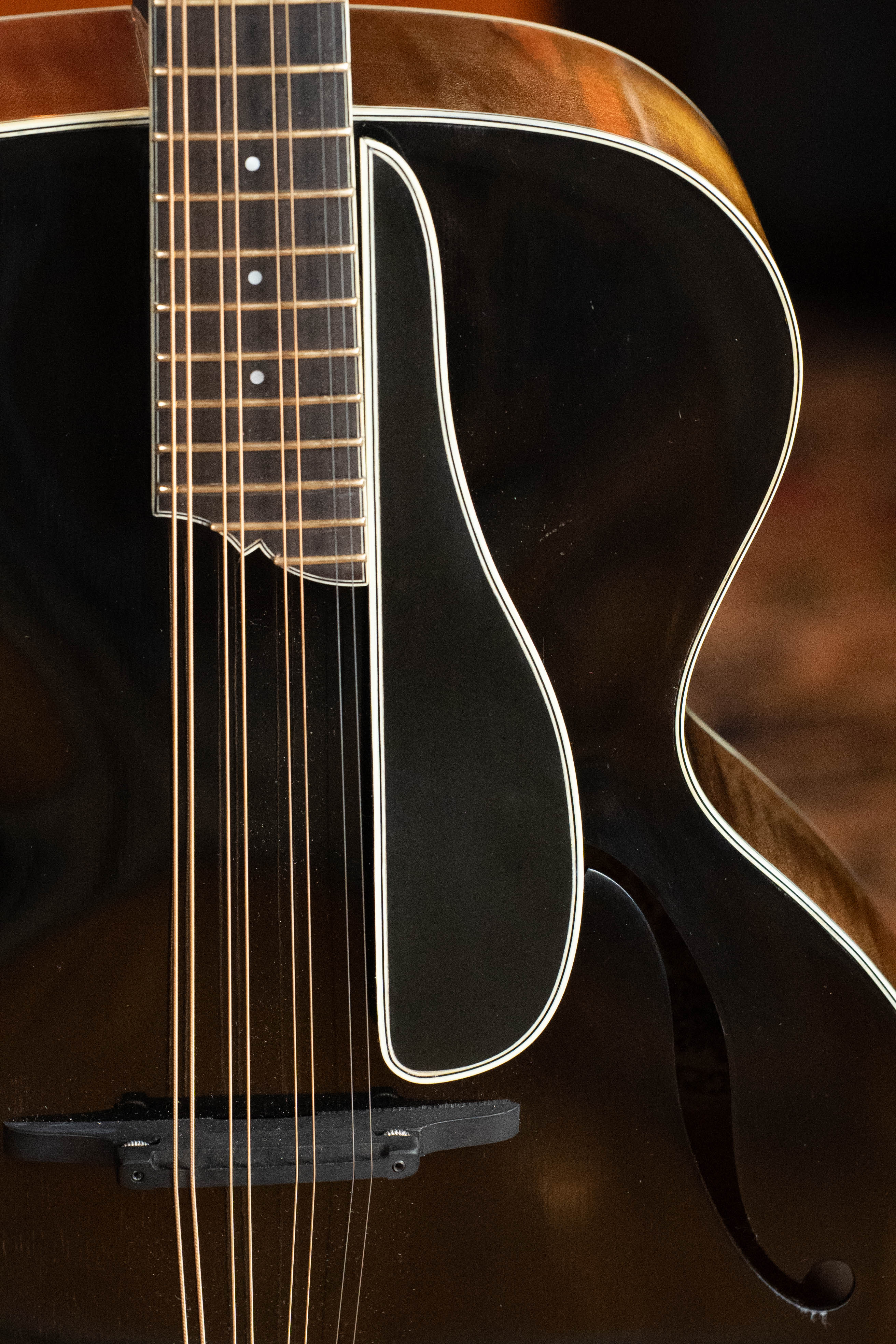 Cedar Mountain 2024 Engelmann Spruce/Big Leaf Maple Black Top Octave Mandolin w/Tobacco Sunburst #3069