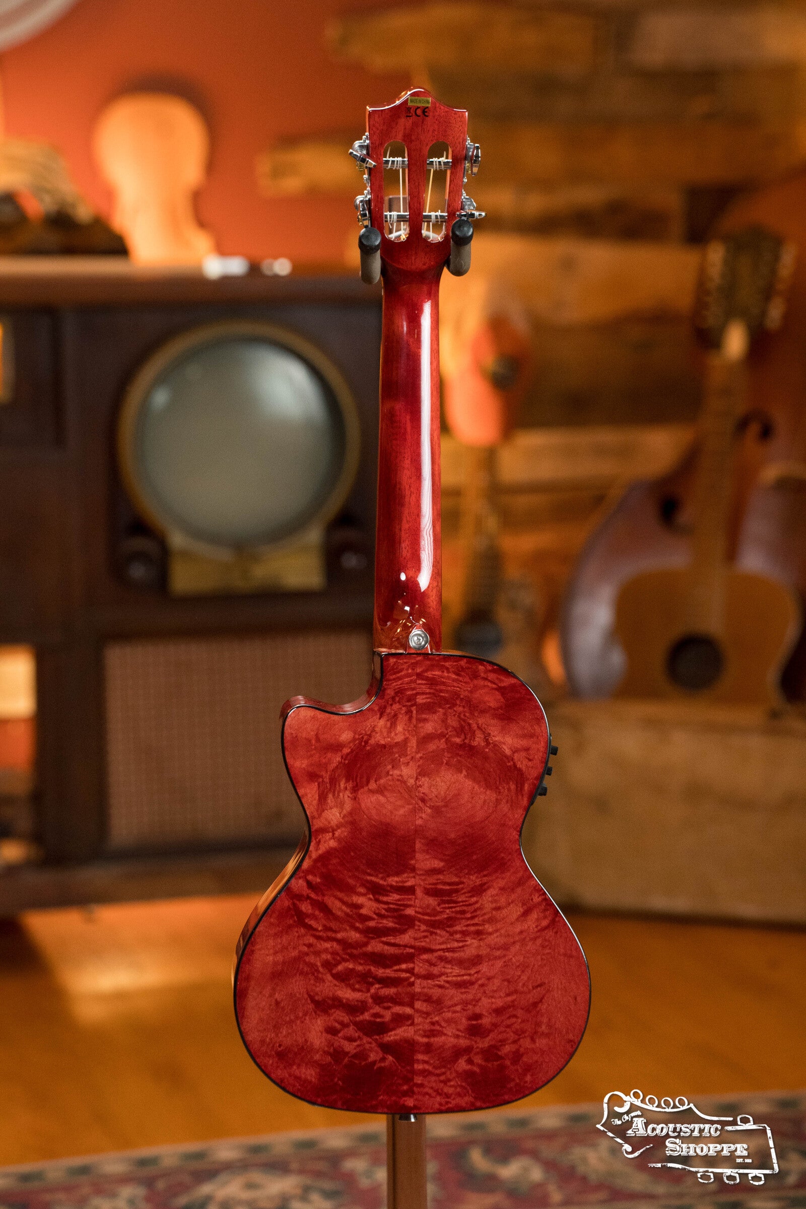 Lanikai QM-RDCET Quilted Red Maple Cutaway Tenor Ukulele w/Fishman Electronic #0205