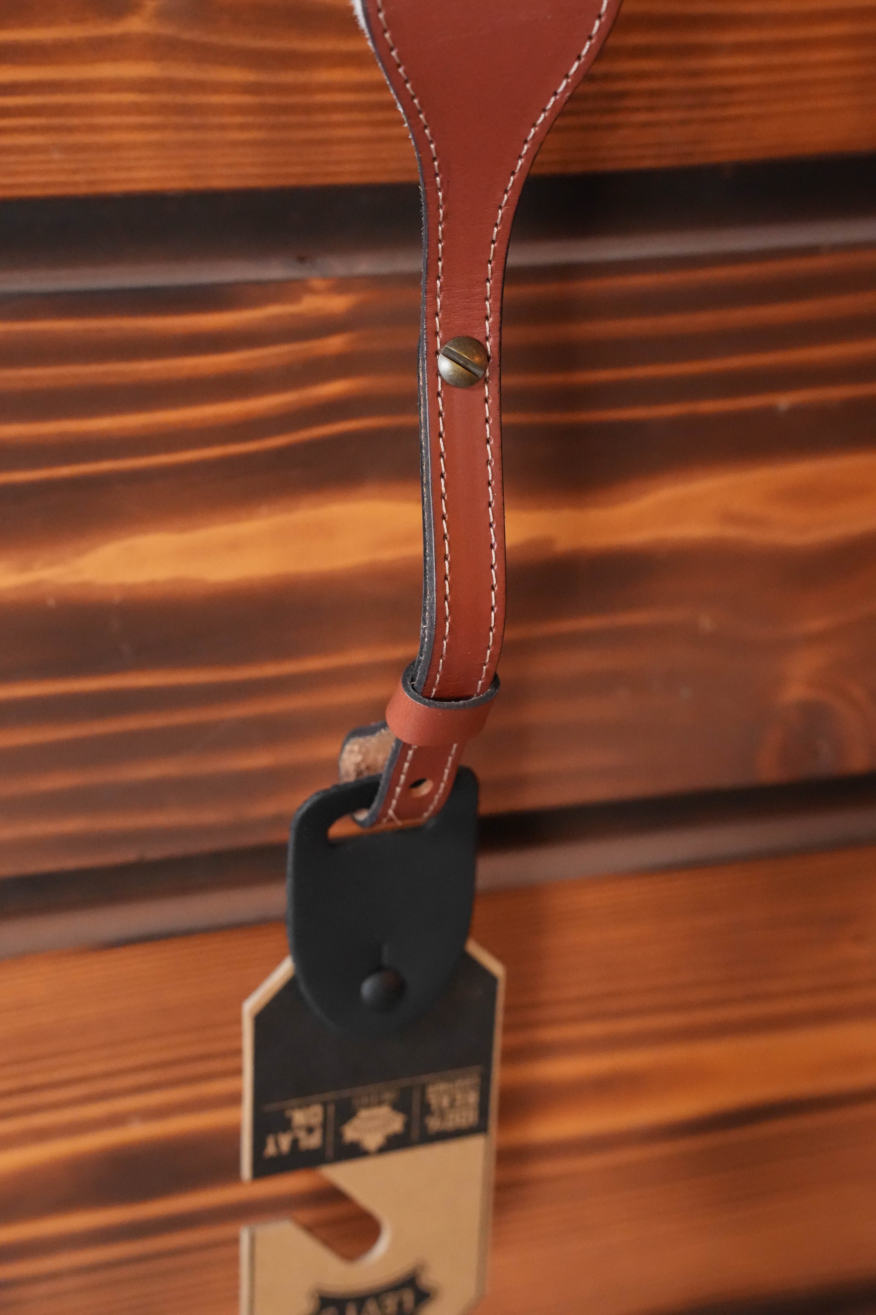 Levy's 2" Veg-tan Leather Banjo Strap - Walnut Brown