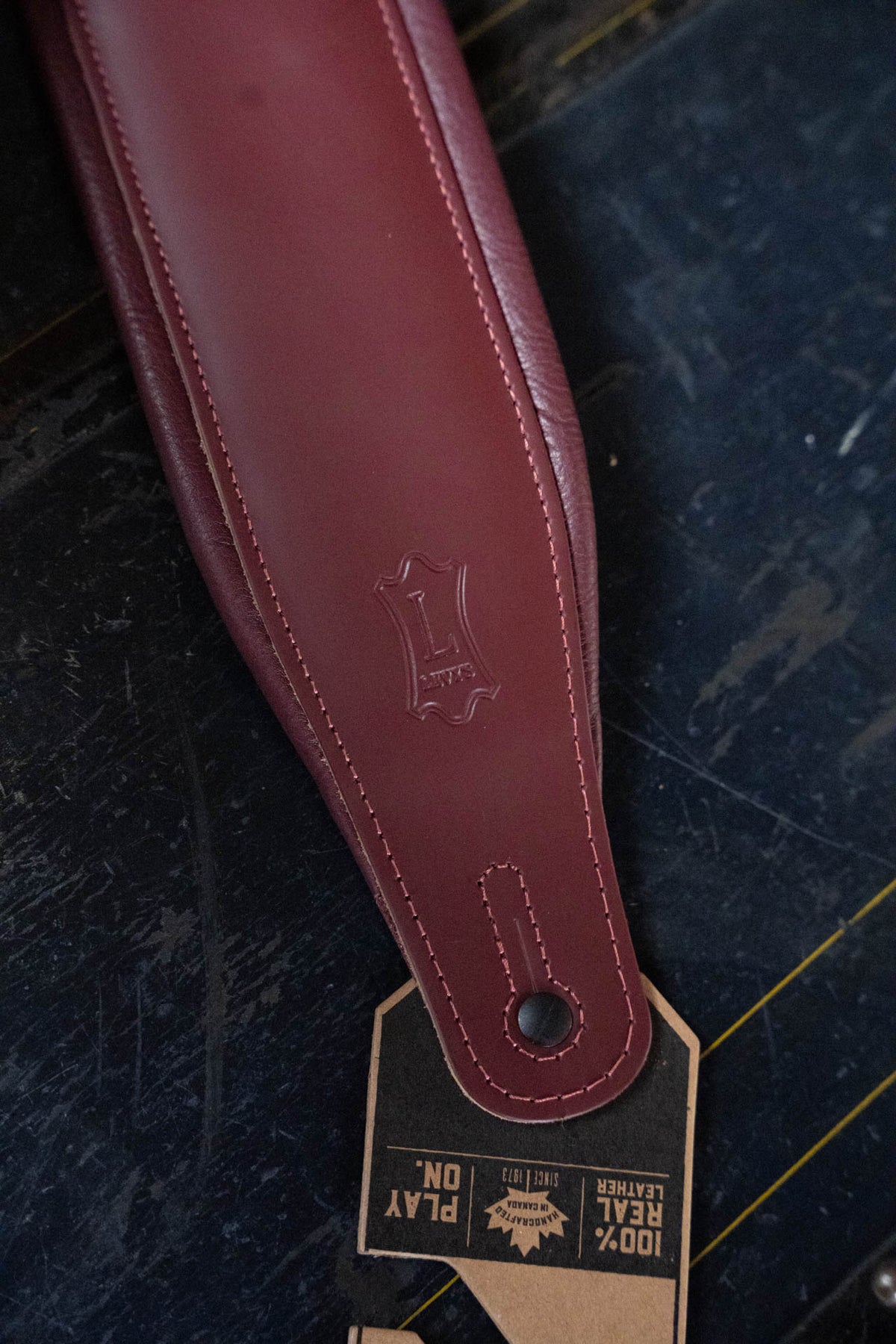 Levy's Amped Leather Series Guitar Strap - Burgundy