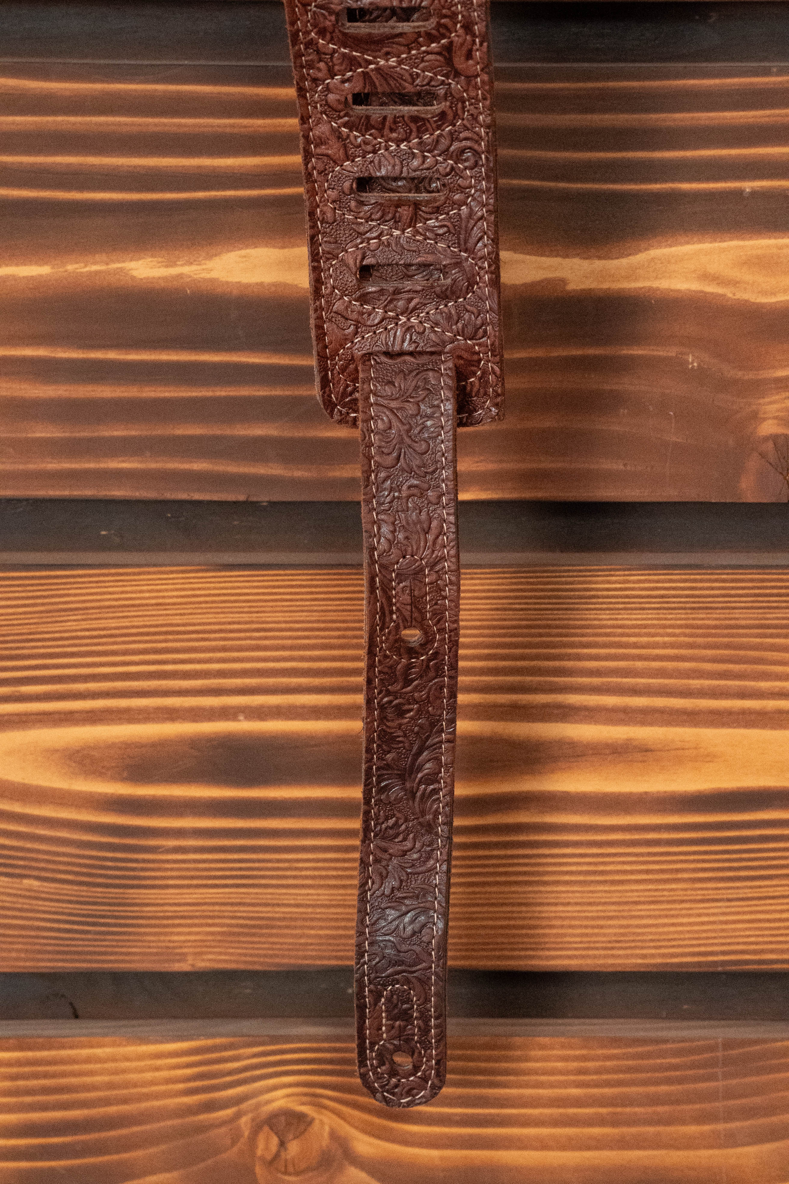 Levy's Florentine Deluxe Series 2.5" Premium Brown Leather Guitar Strap