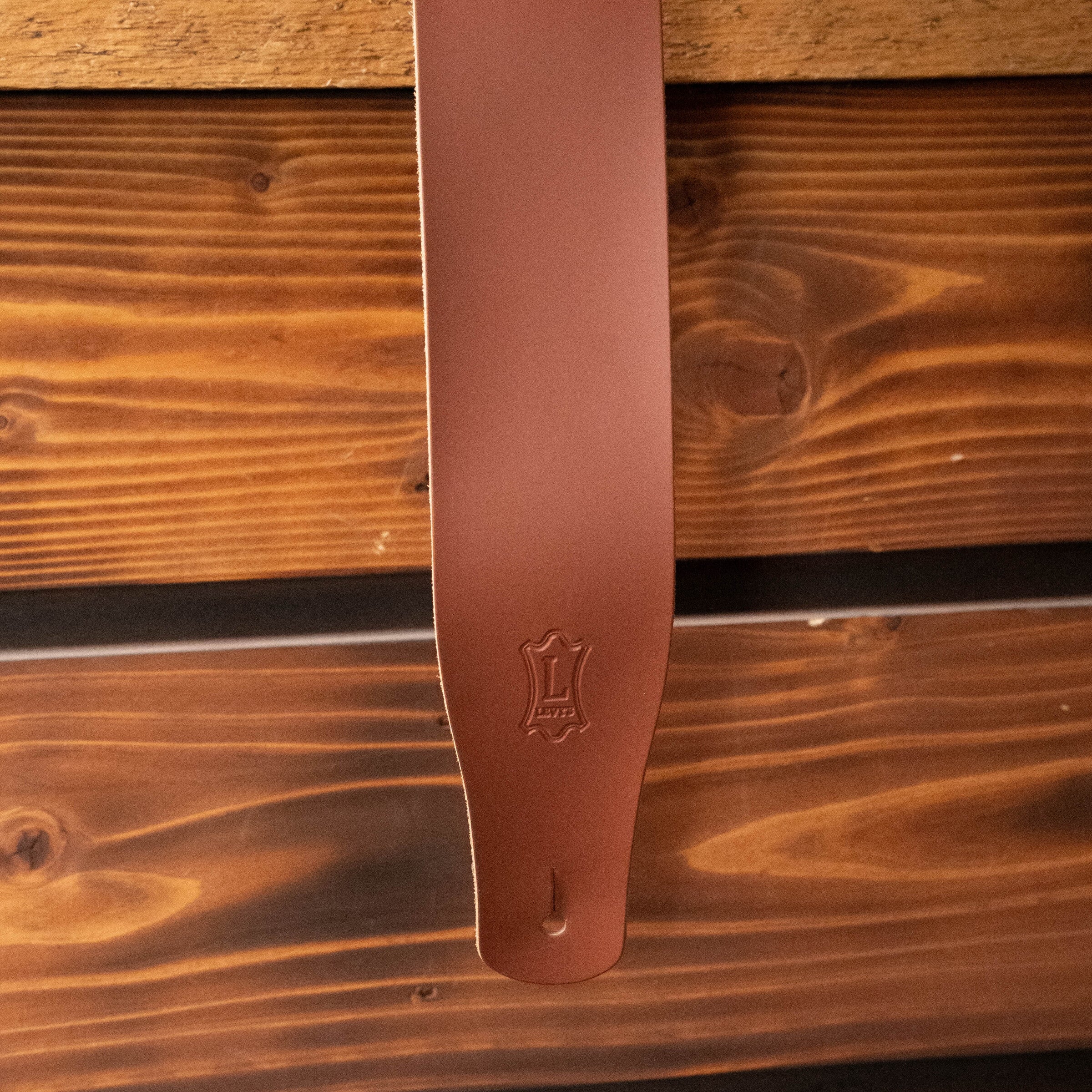 Levy's Genuine Leather Guitar Strap M26-WAL