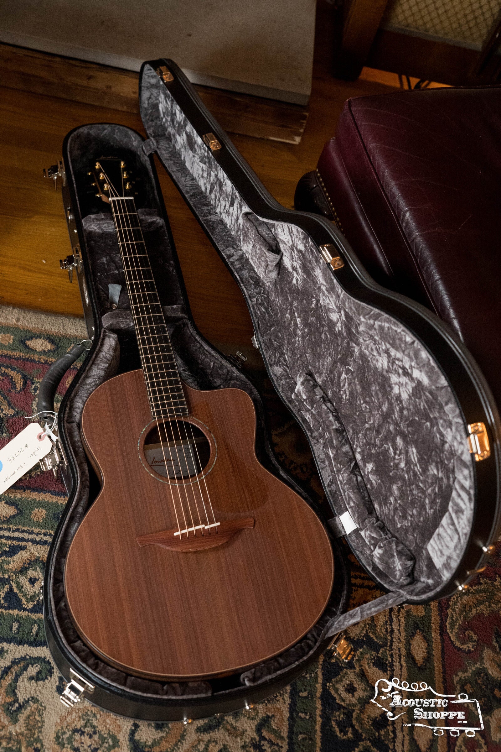 Lowden F-35C 35 Series Redwood/Walnut Medium Sized Cutaway Acoustic Guitar #7738
