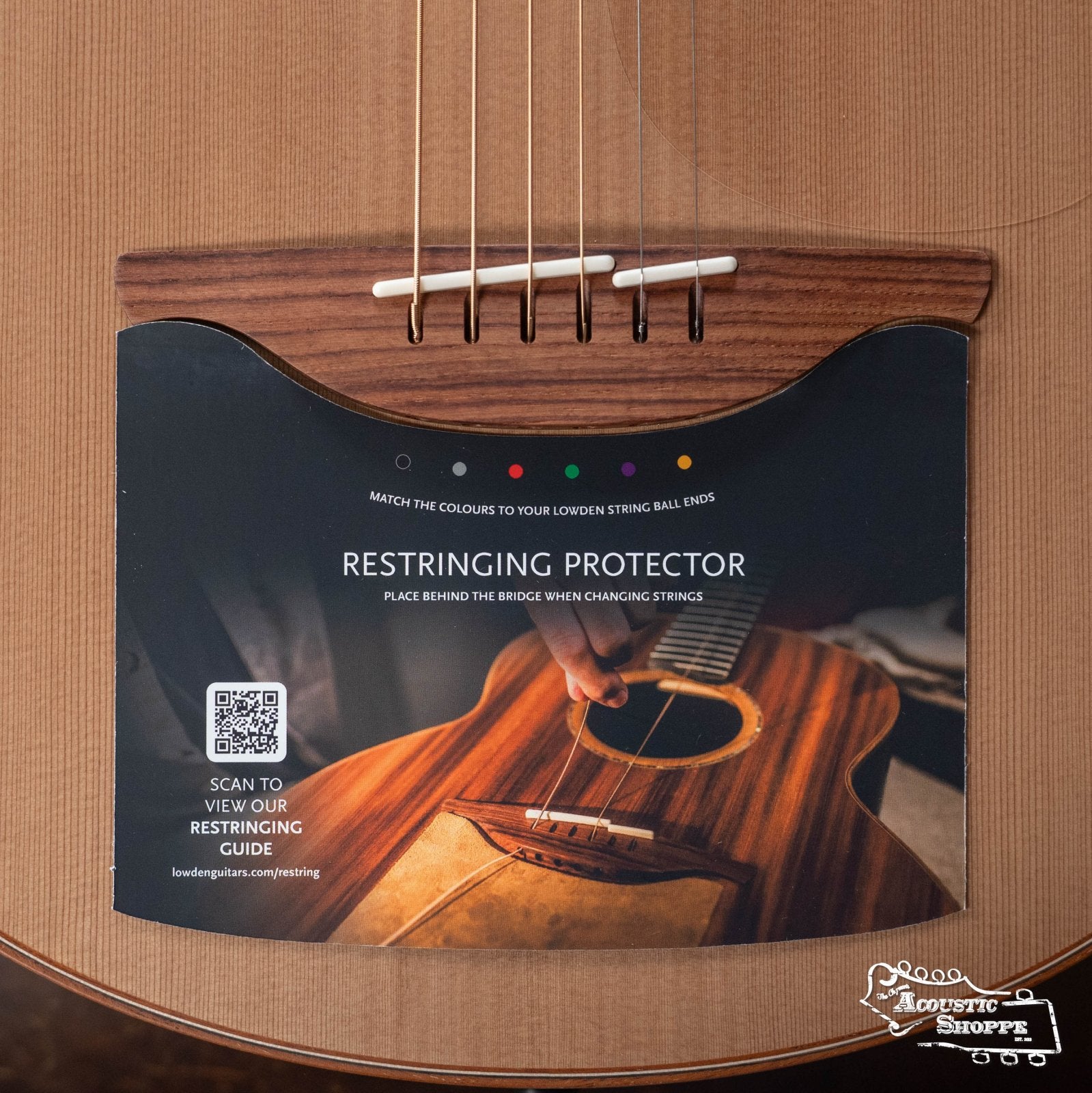 *Dread-Not Certified Floor Model* Lowden Original Series WL-25 Red Cedar/East Indian Rosewood Acoustic Guitar #7301