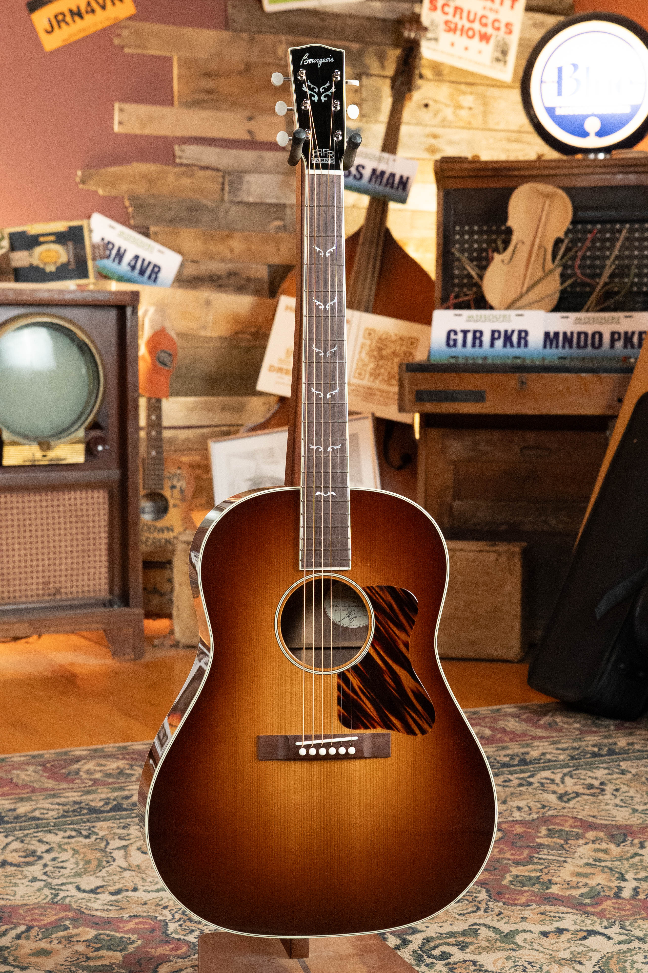 PRE-ORDER DEPODIT ONLY *New 2026 NAMM Model* Bourgeois Limited Edition Luke Bryan The Standard Series Aged Tone Adirondack/Black Walnut Slope Shoulder Dreadnought Acoustic Guitar