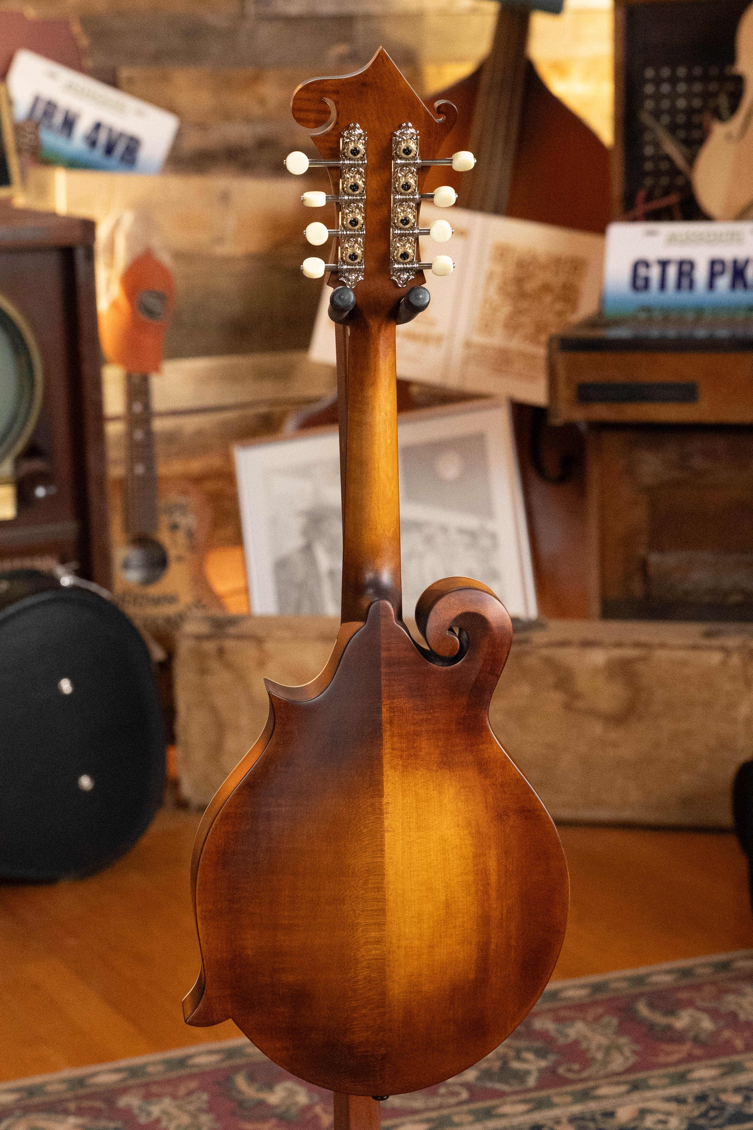 PRE-ORDER DEPOSIT ONLY *New 2026 Model* Eastman MD315 Wide Nut Adirondack/Maple F-Style Mandolin