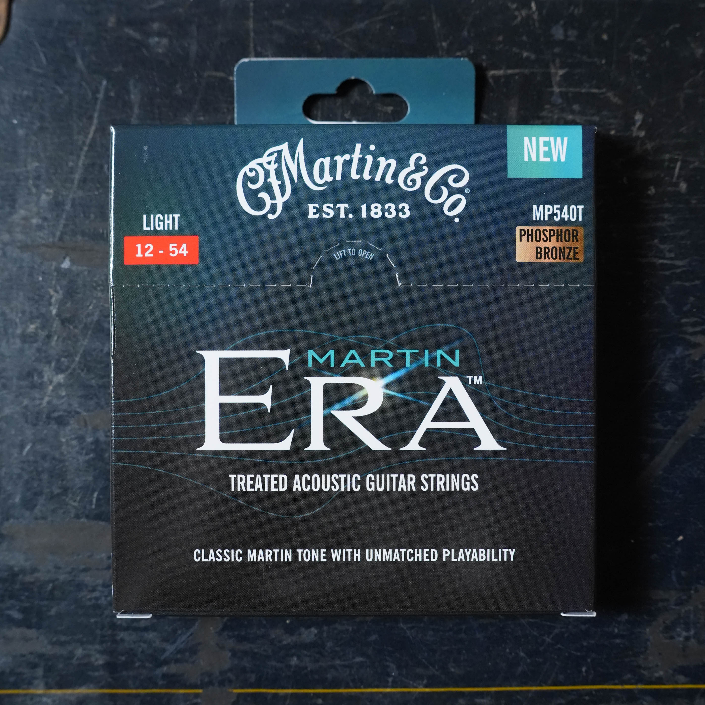 Martin Era Treated Acoustic Phosphor Bronze light 12-54 Guitar Strings