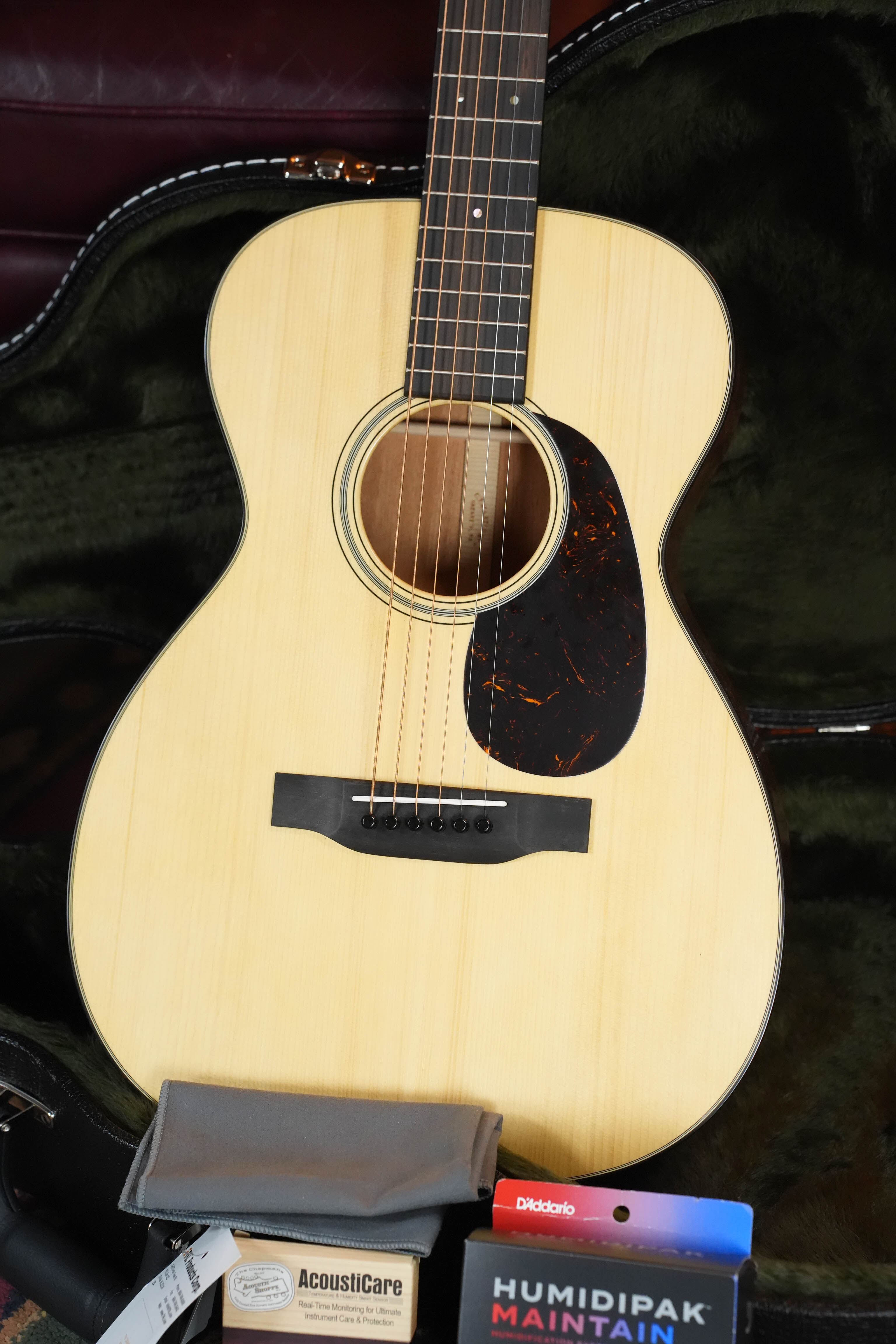 Martin Custom Shop 0-18 Aging Toner Parlor Acoustic Guitar #3942